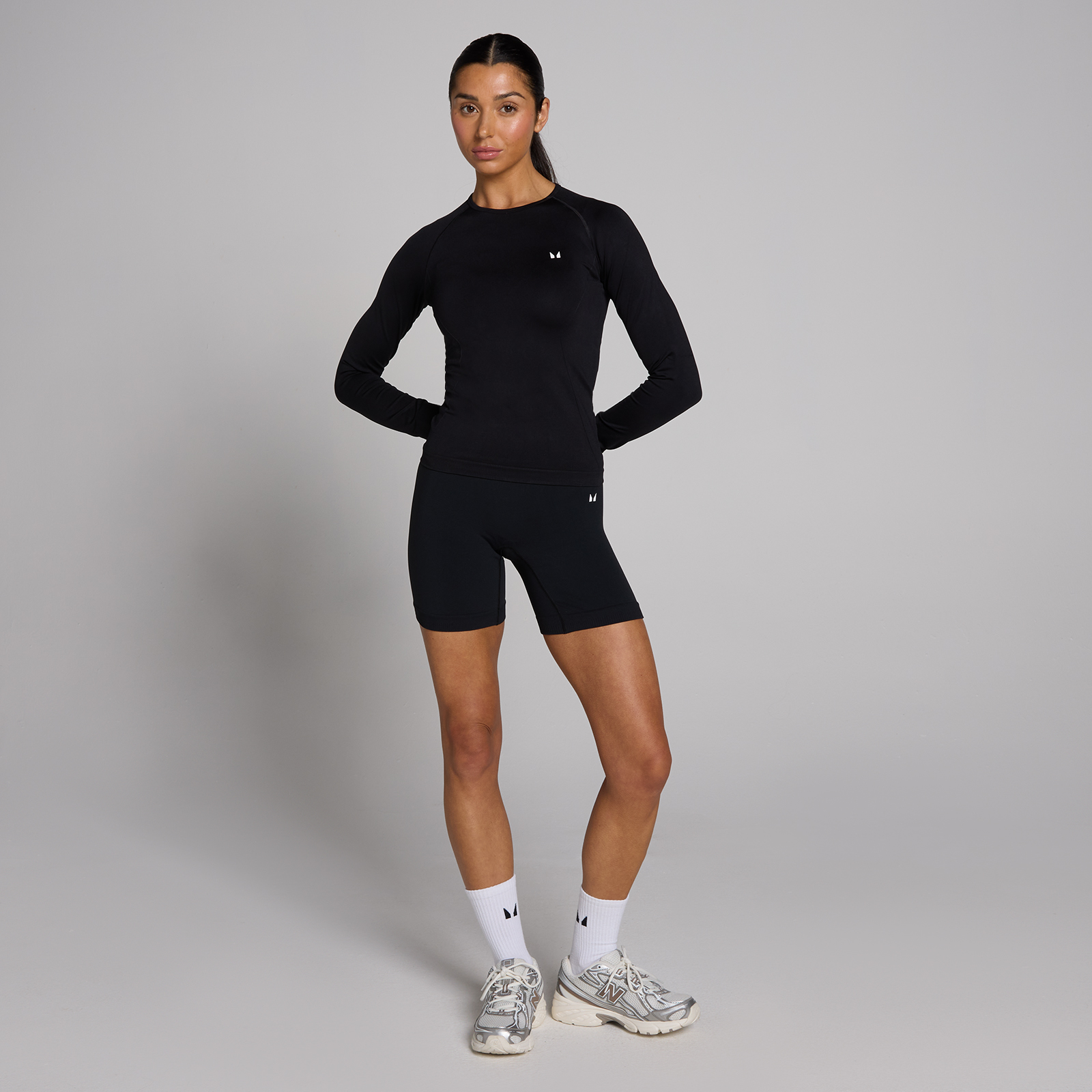 Thumbnail - MP Damen Shape Nahtloses Langarm-Top – Schwarz - S