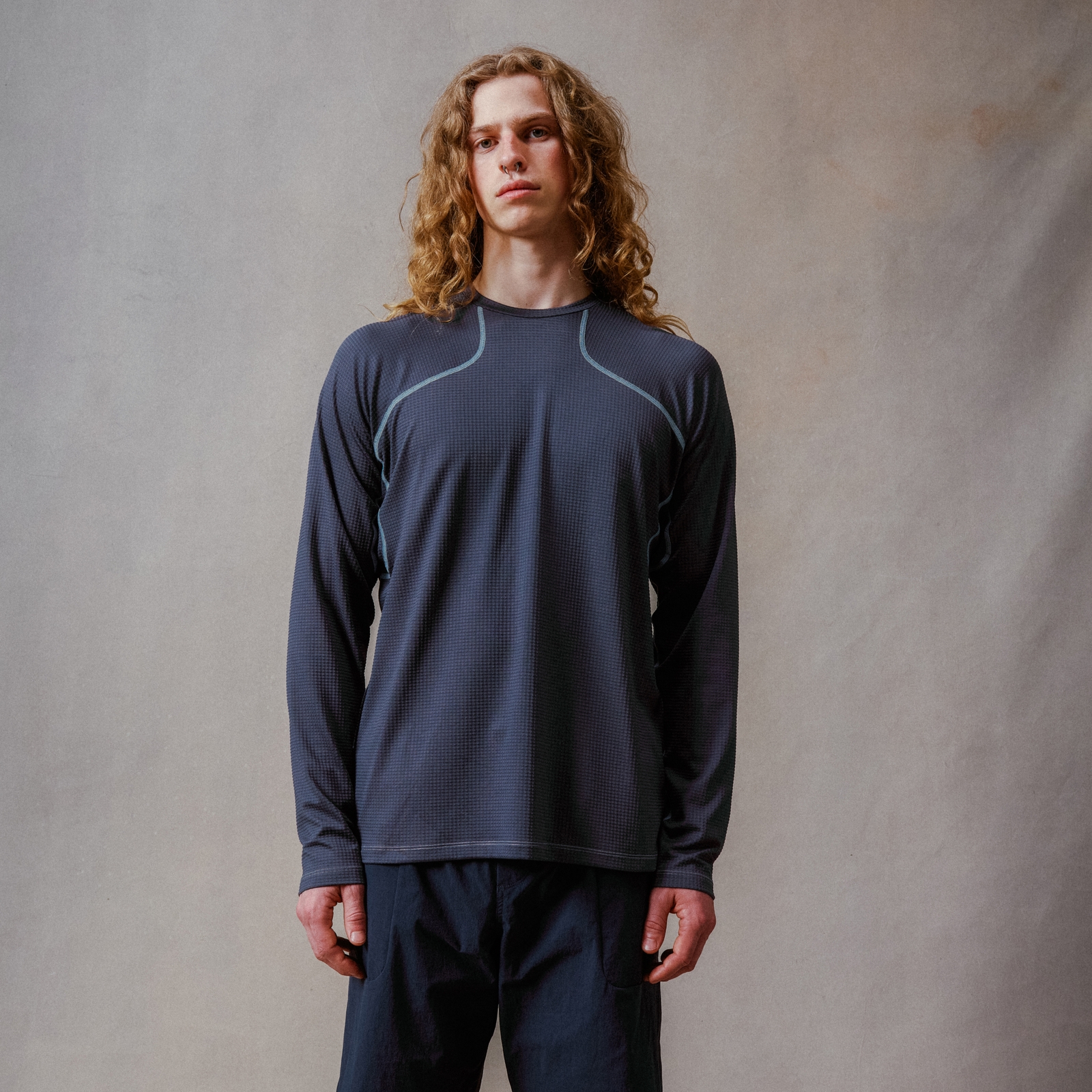 Endura Unisex Corner L/S Tee - Ombre Blue | Extra 10% off first order.