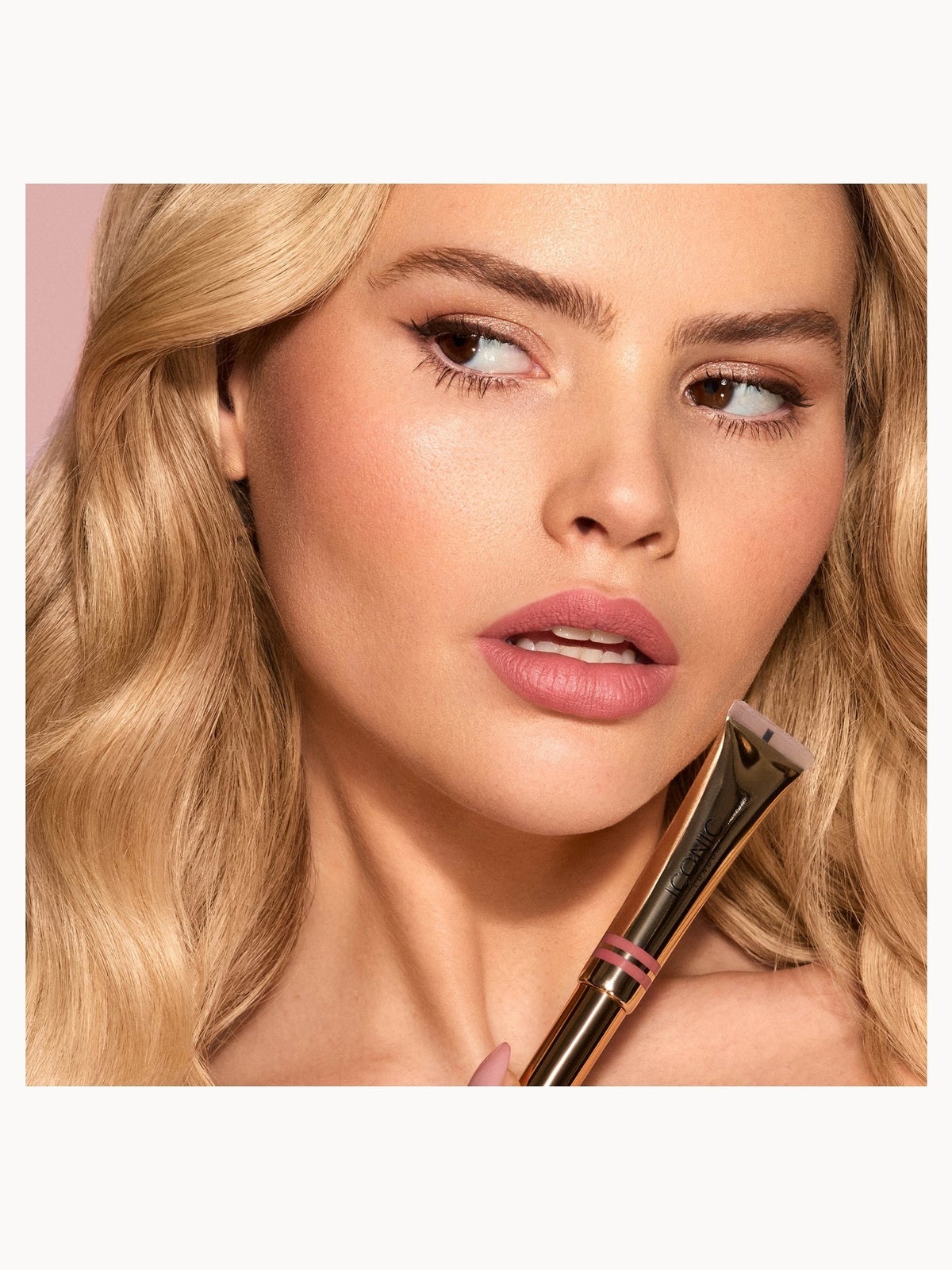 ICONIC London Cloud Kiss Matte Lip Mousse 7ml (Various Shades) - Undressed 4