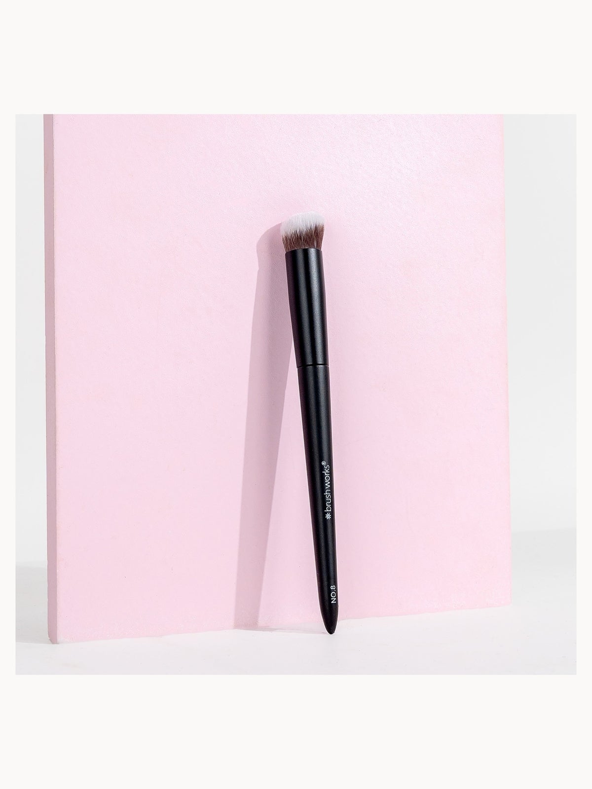 brushworks No. 8 Precise Angled Concealer Buffing Brush 3