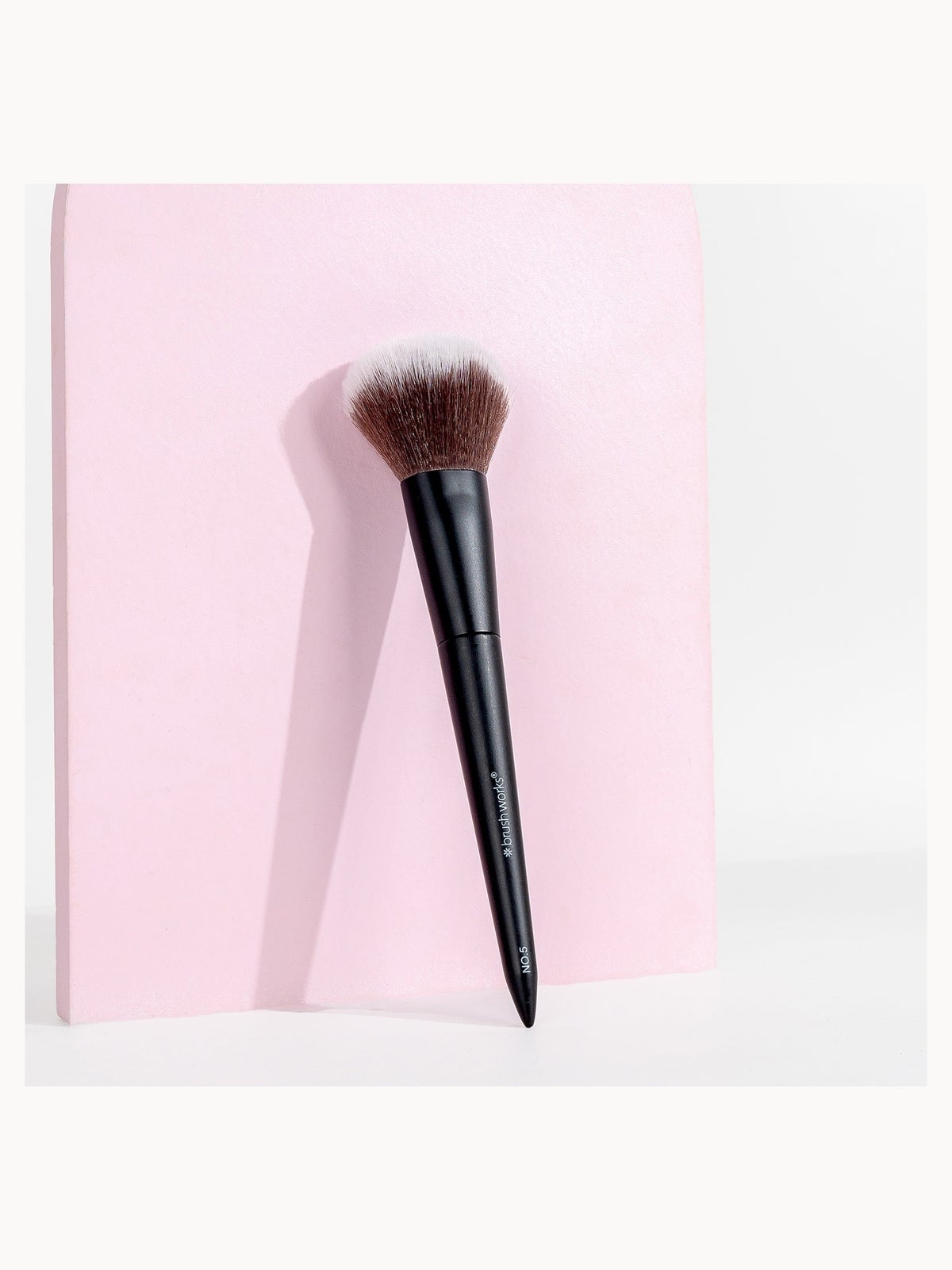 brushworks No. 5 Powder Brush 3