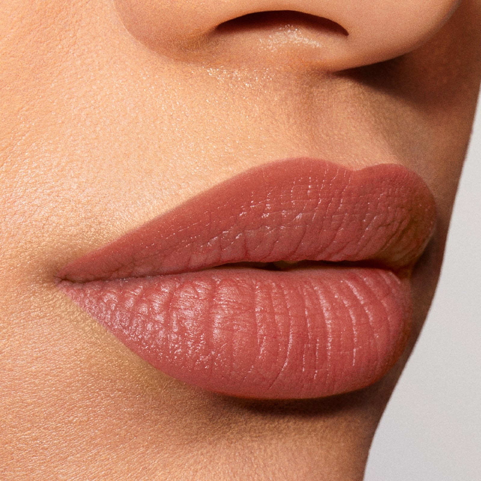 Estée Lauder Pure Color Explicit Silk Matte Lipstick 0.7g (Various Shades) - 101 Static 3