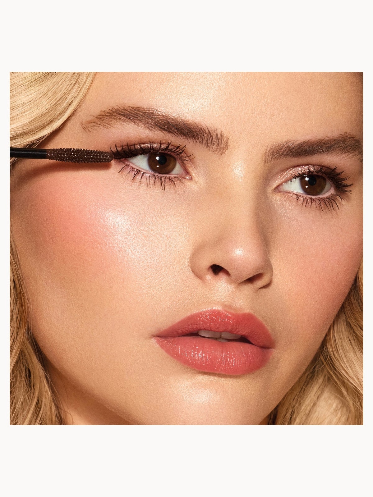 ICONIC London Triple Threat Mascara 9ml - Brown 4