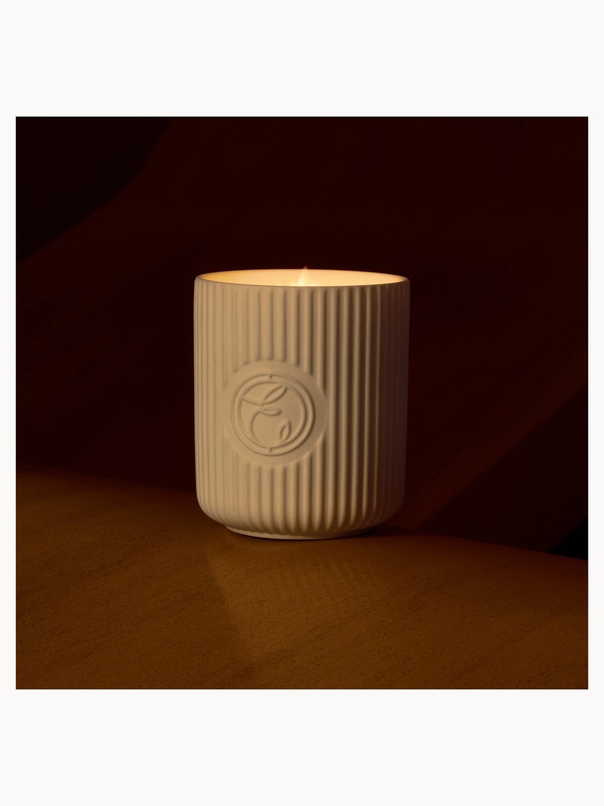 ESPA Bergamot & Jasmine Scented Candle 240g 2