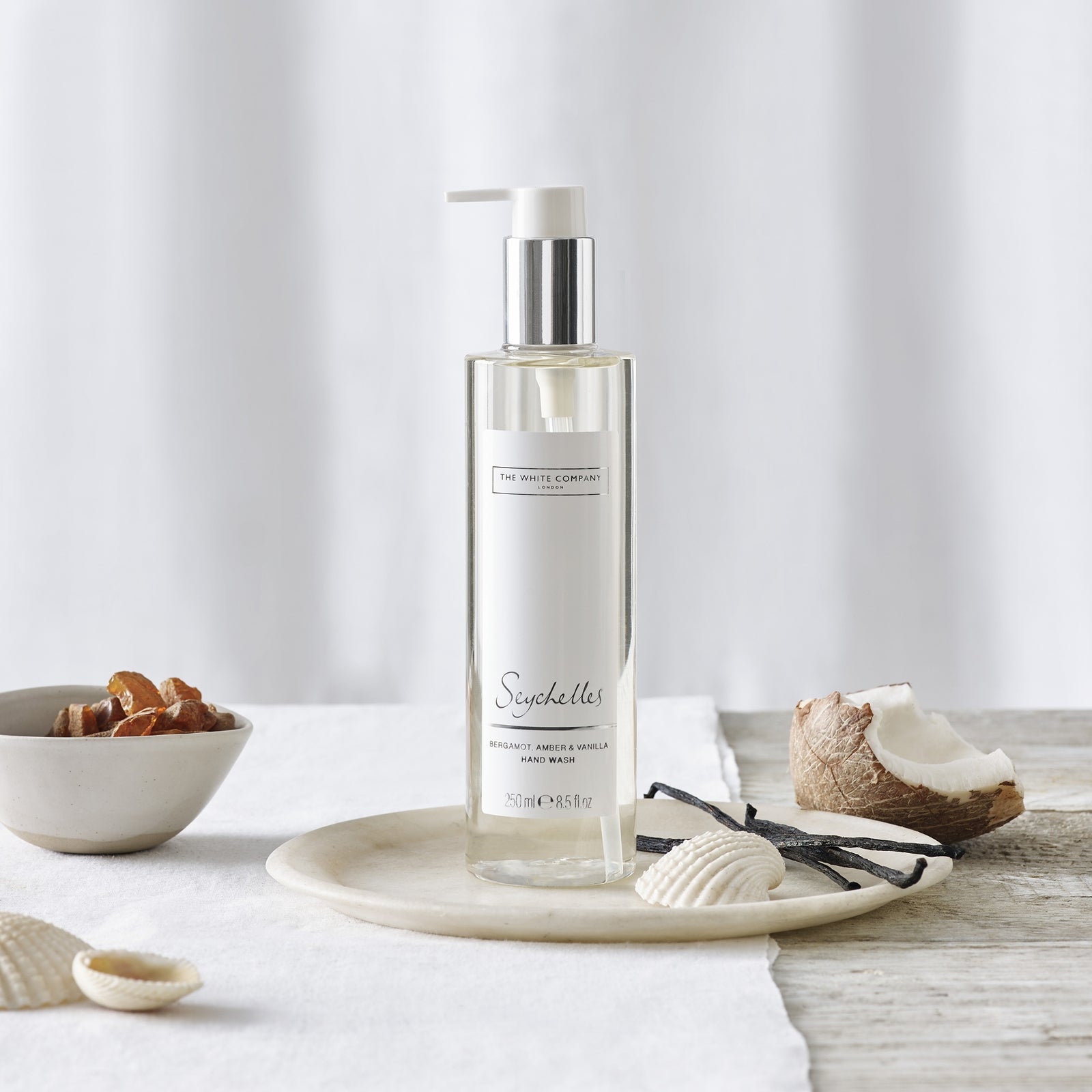 The White Company Seychelles Hand Wash 250ml 2