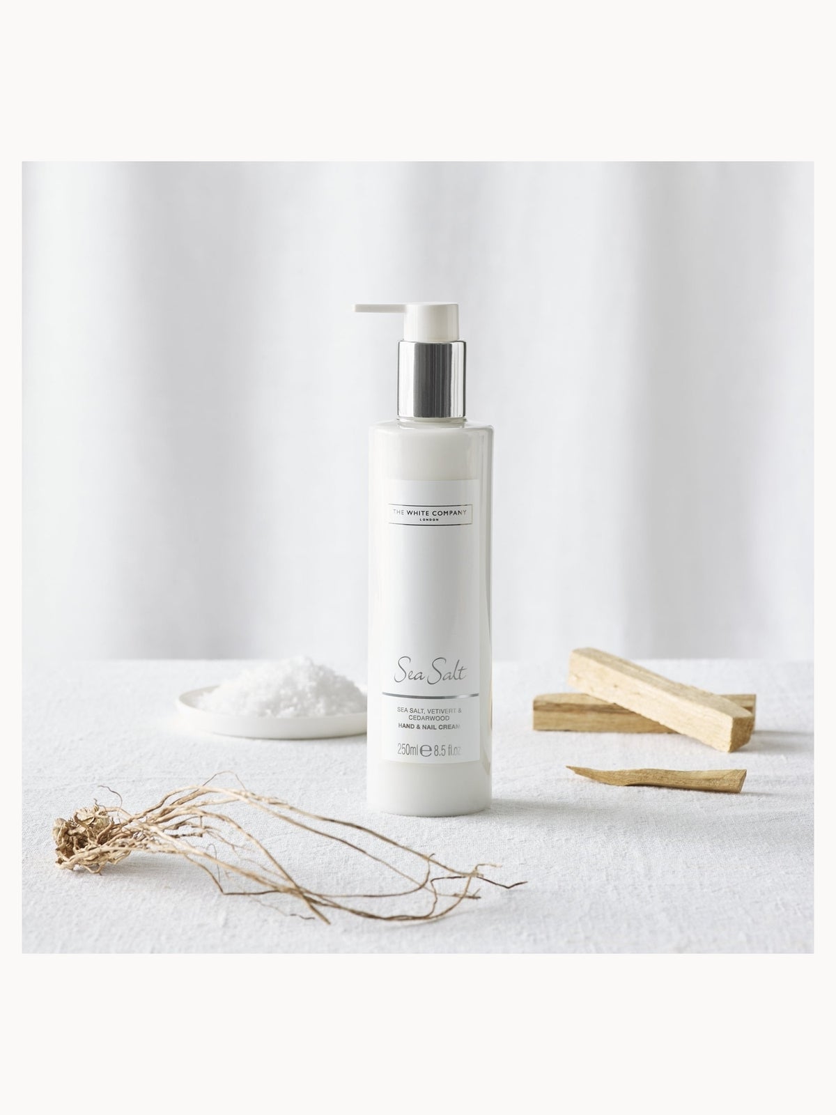 The White Company Sea Salt Hand & Nail Cream 250ml 2