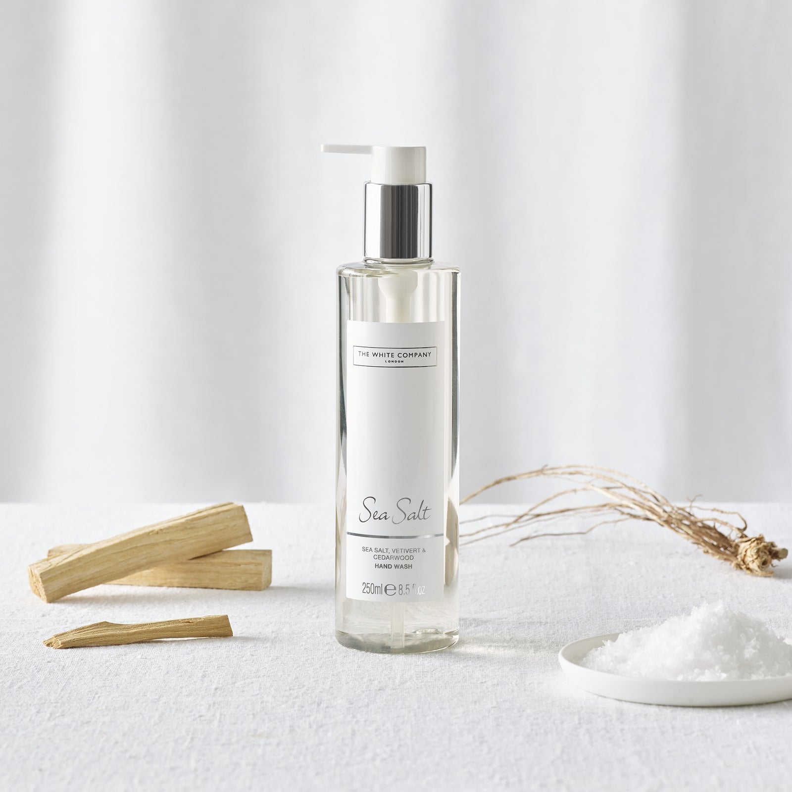 The White Company Sea Salt Hand Wash 250ml 2
