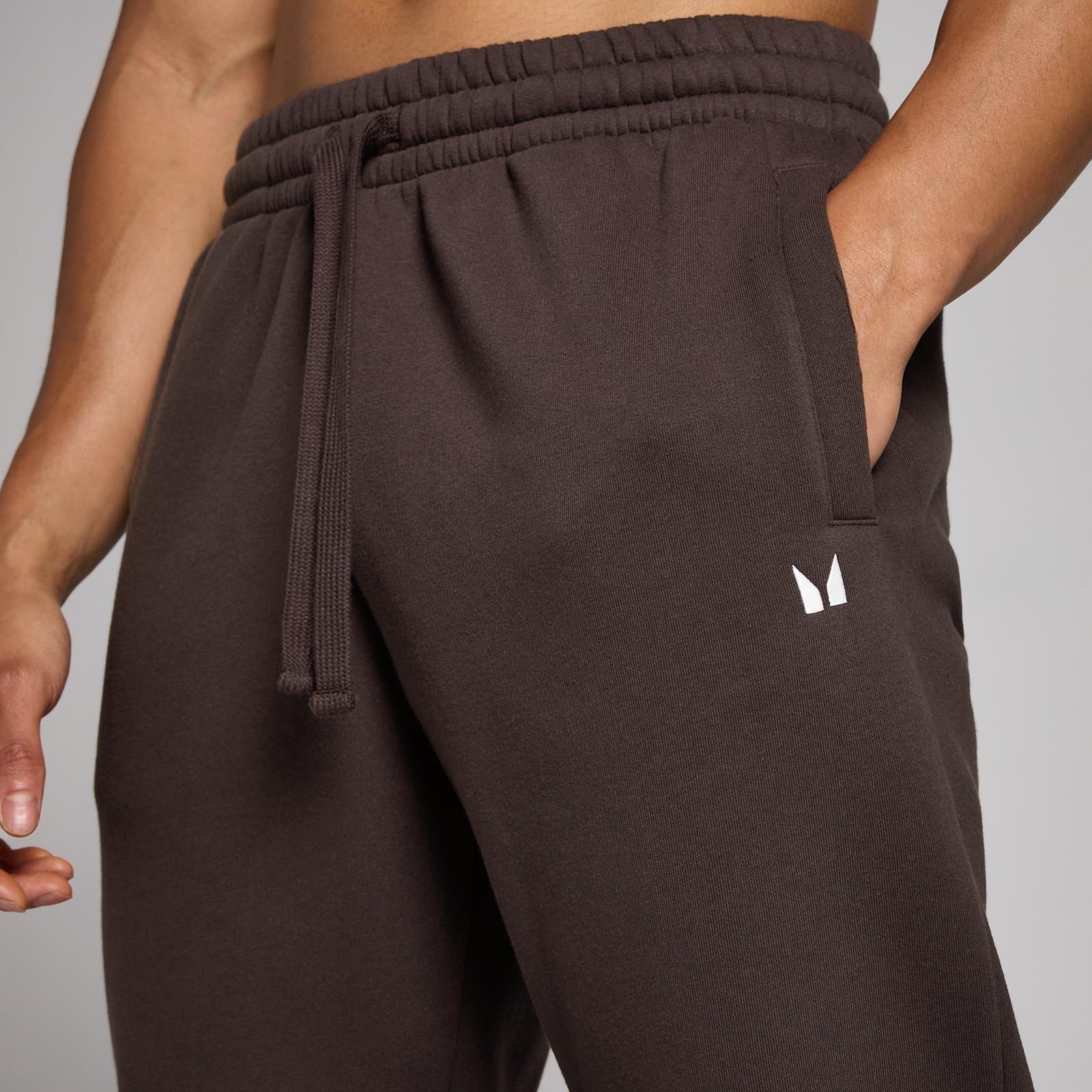 Thumbnail - MP Herren Rest Day Jogginghose – Schokolade - S