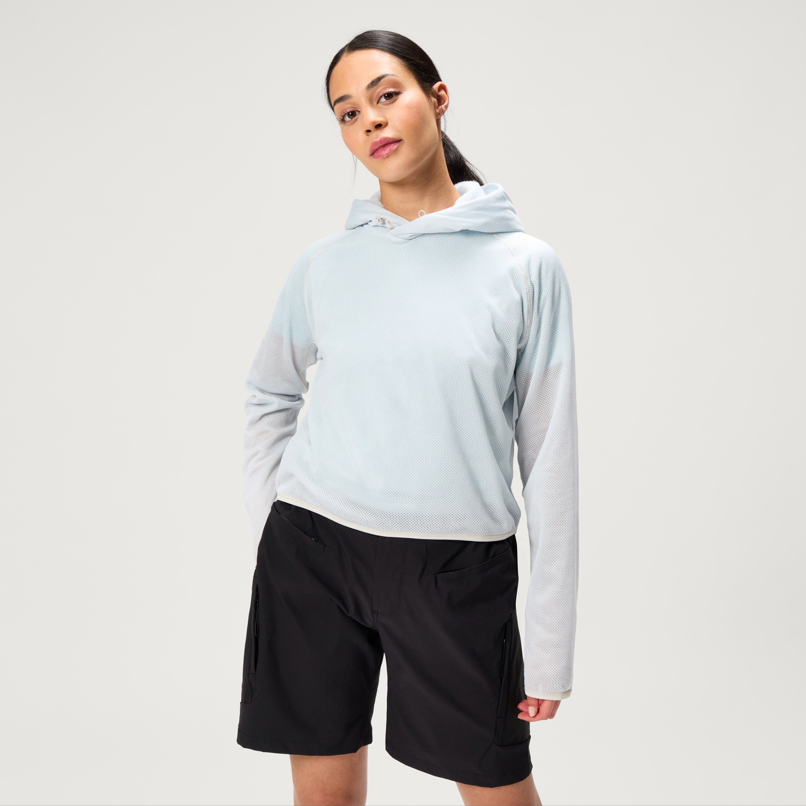 Endura Women's SulTrac Breathable Hoodie - Cloud Blue | Extra 10% off first order.