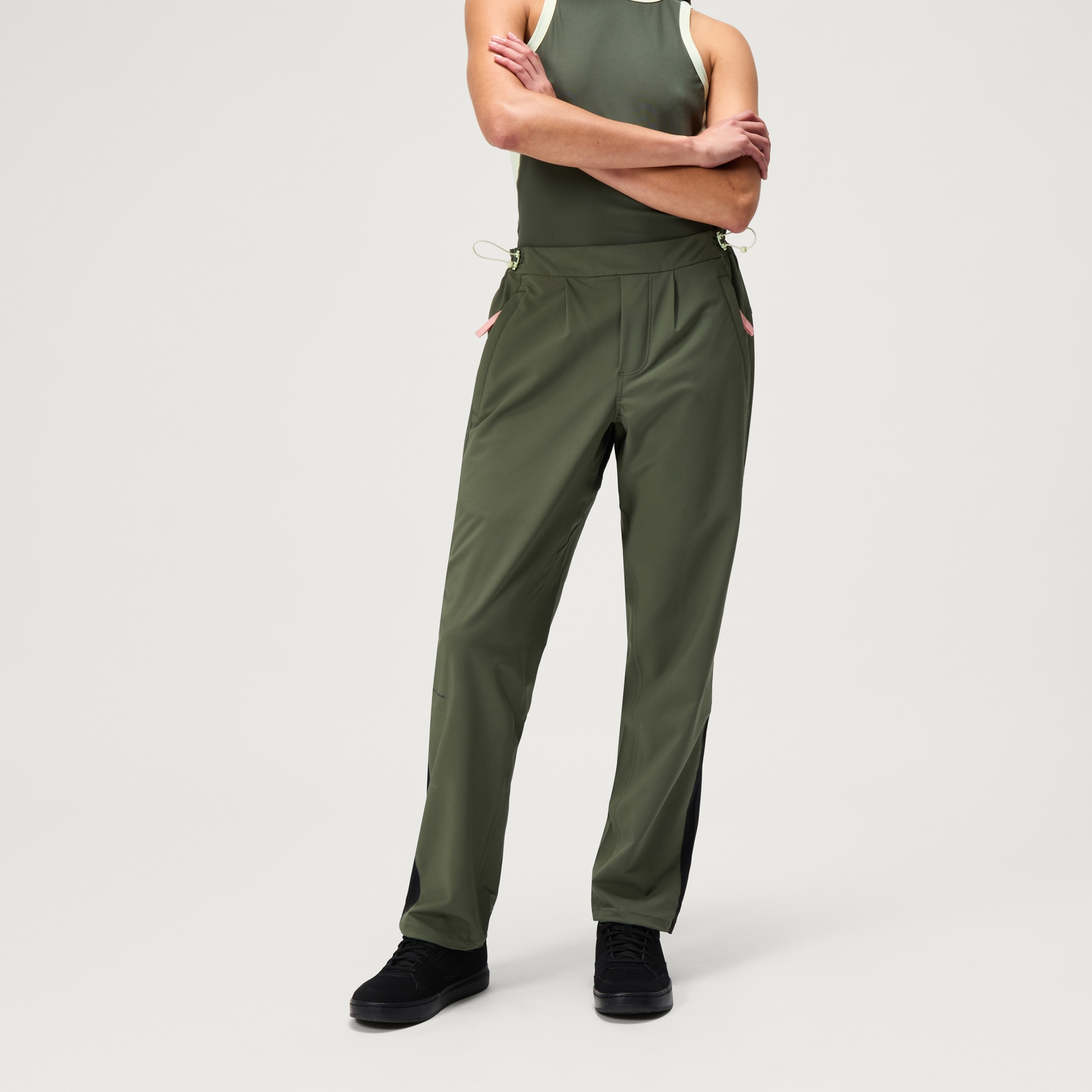Endura Women's SulTrac Lightweight Pants - Thyme | Extra 10% off first order.