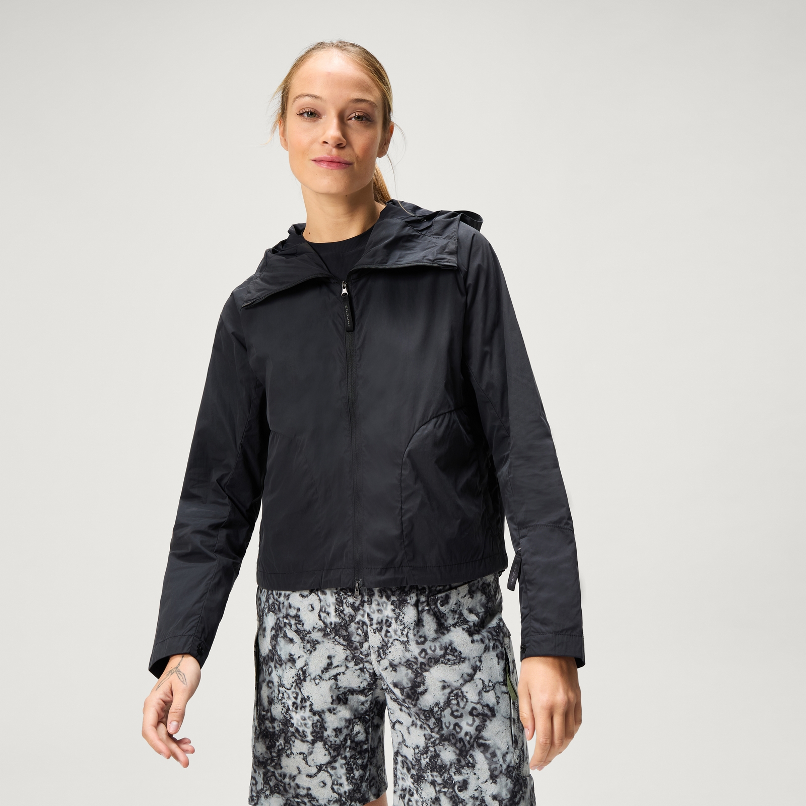 Endura Women's SulTrac Breathable Lightweight Jacket - Moonless Night | Extra 10% off first order.
