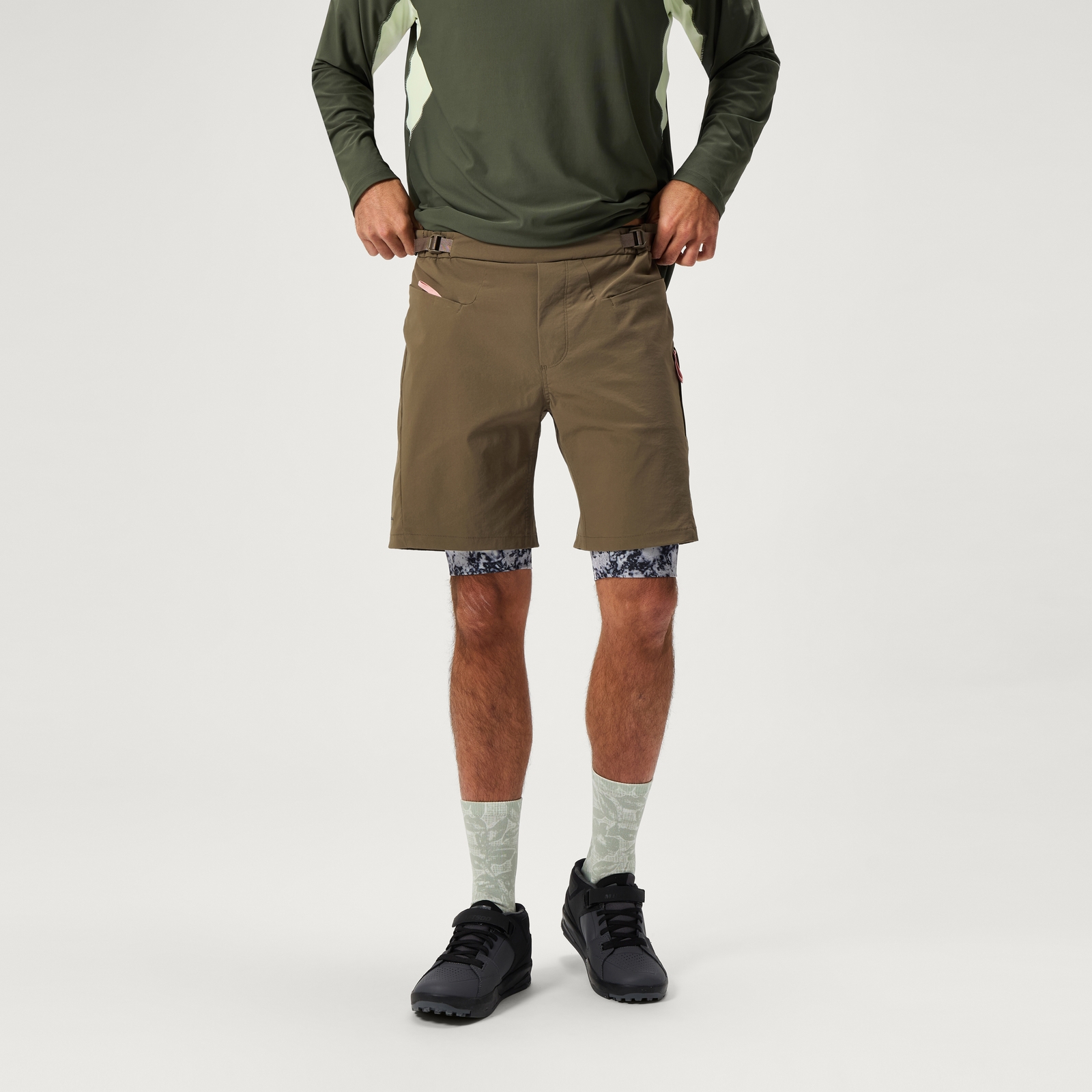 Endura Men's SulTrac Adv 8" Shorts (With Liner)  - Bungee Cord | Extra 10% off first order.