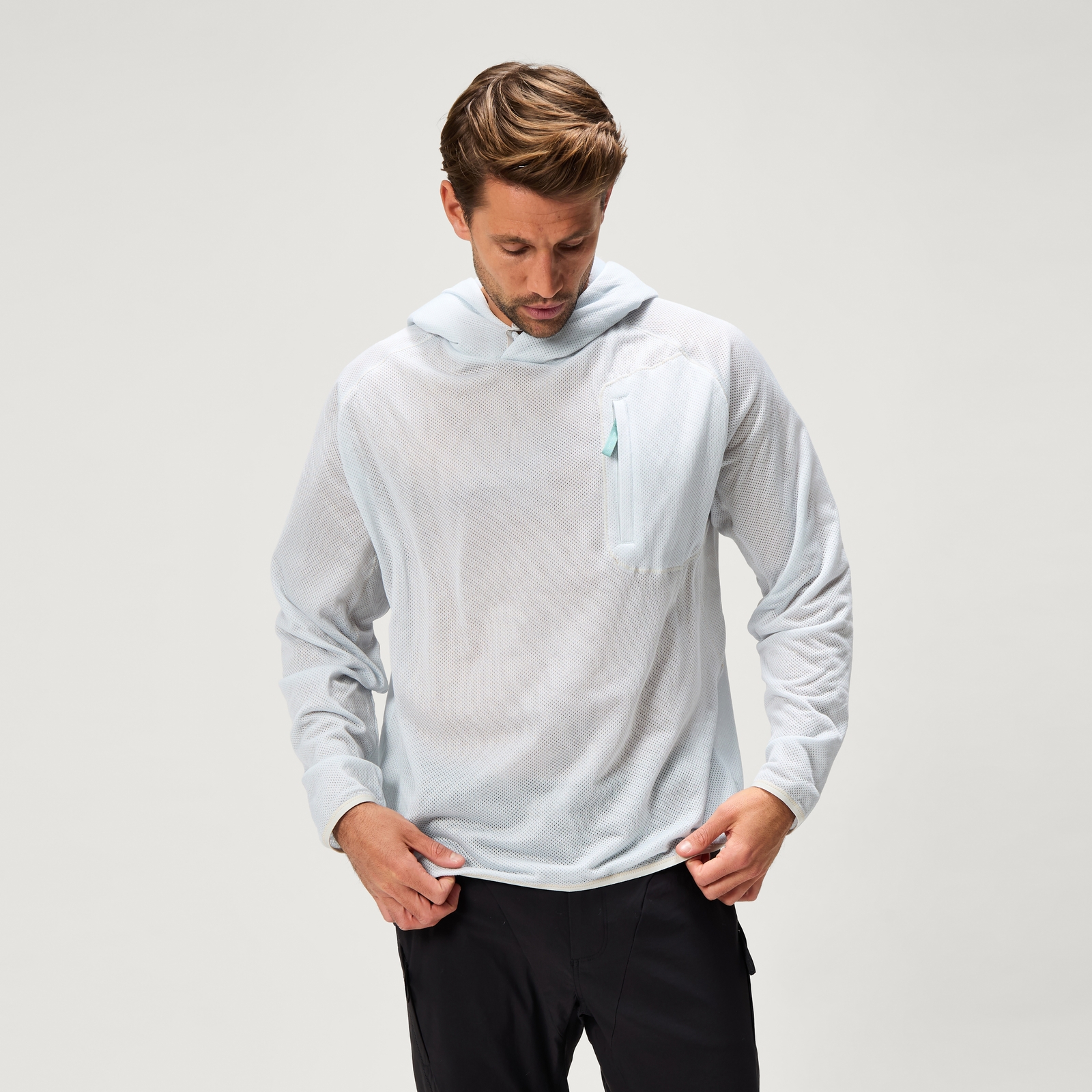 Endura Men's SulTrac Breathable Hoodie - Cloud Blue | Extra 10% off first order.