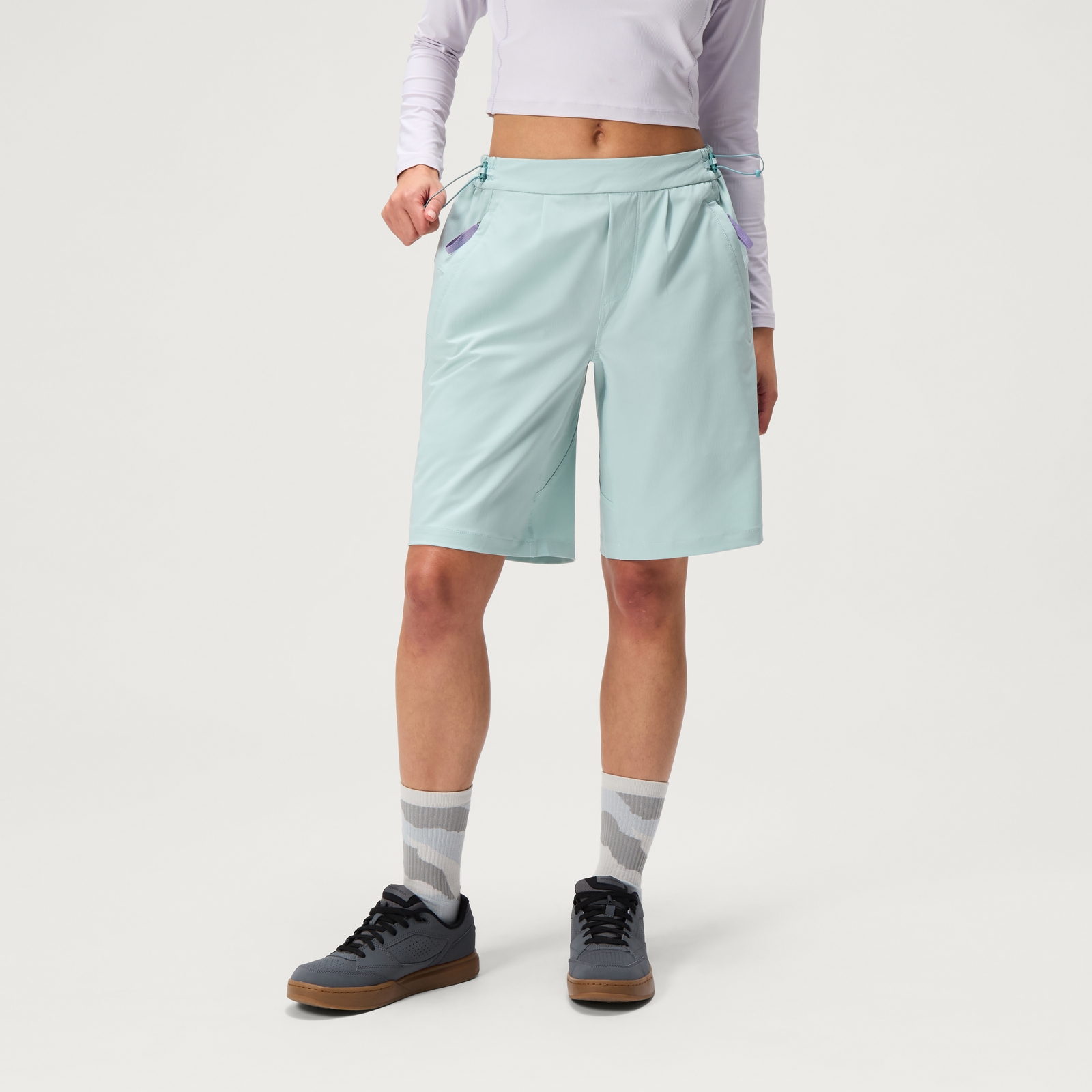 Endura Women's SulTrac Pull On 10" Shorts - Cloud Blue | Extra 10% off first order.