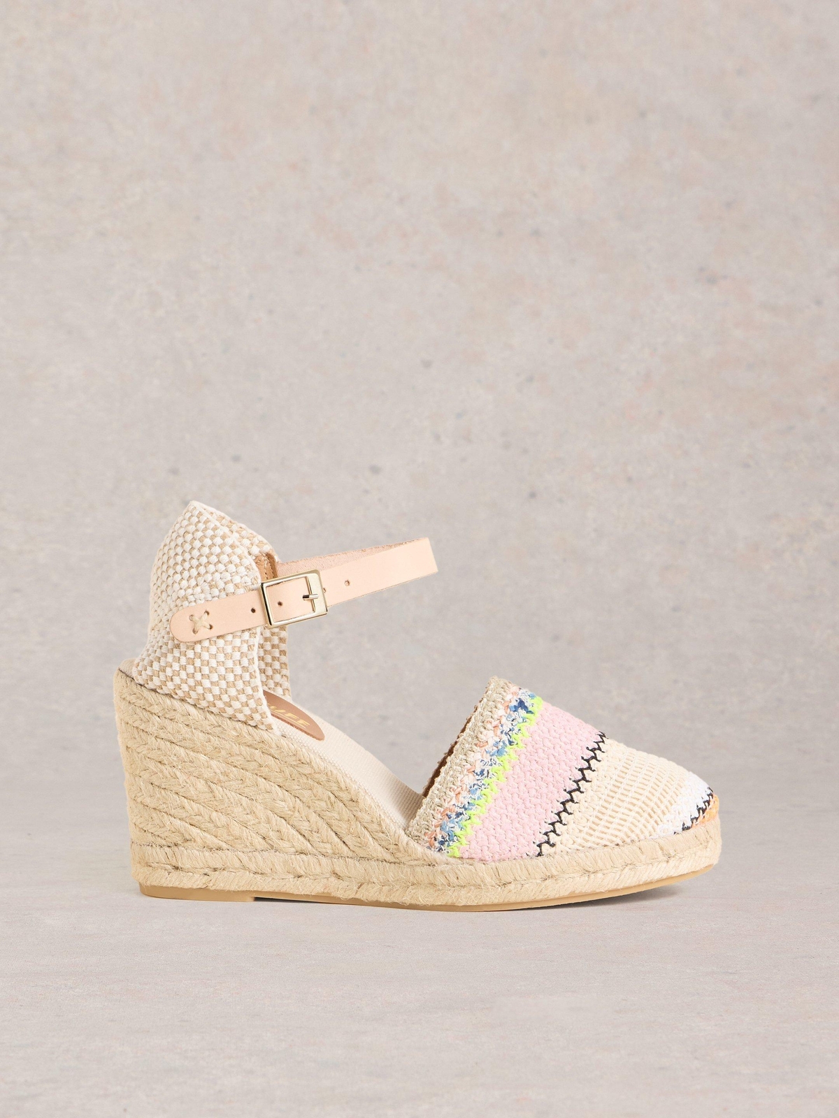 Espadrilles mit Häkelmuster - 38