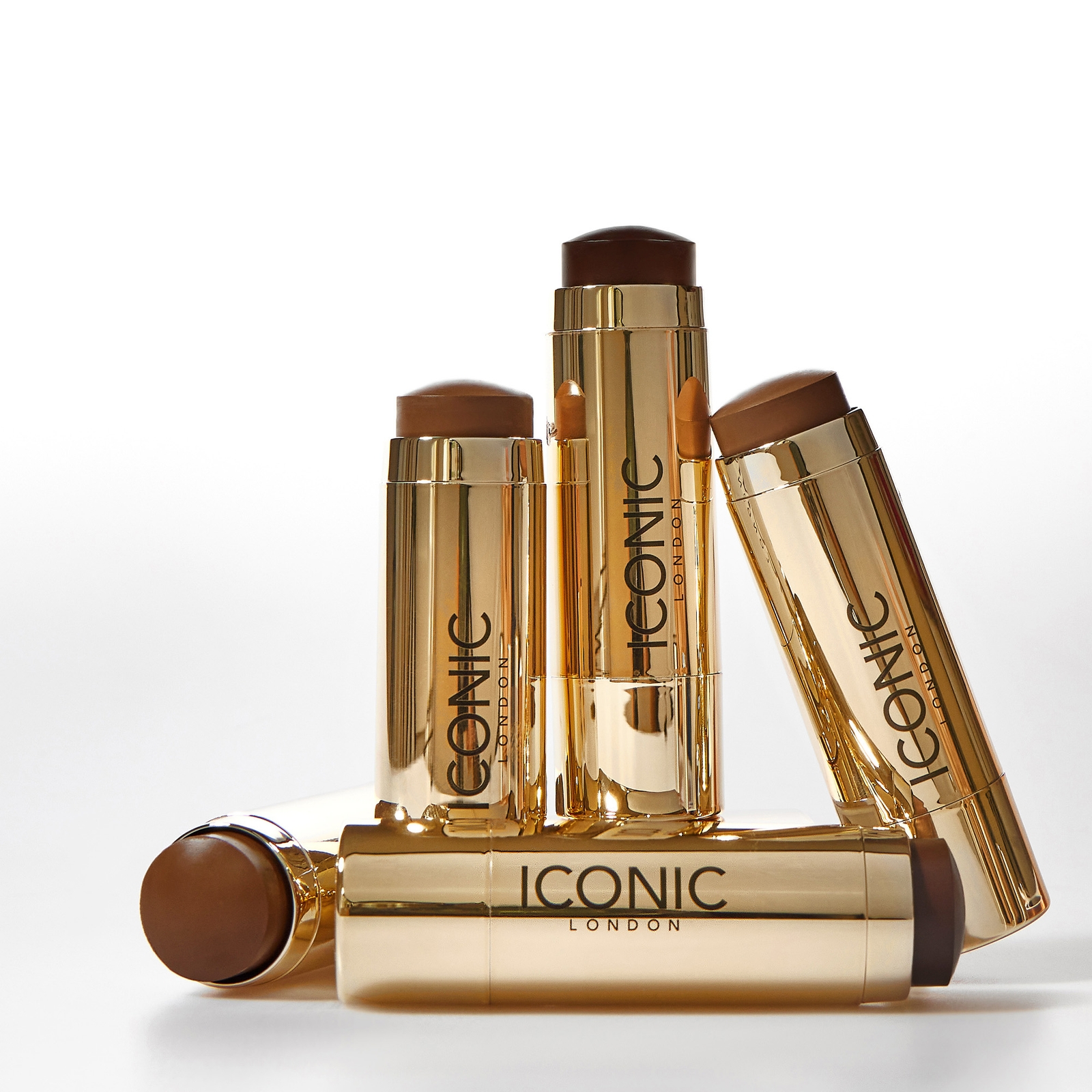 Thumbnail - ICONIC London Shape and Shade Sculpting Stick Shade 0.21ml (Various Shades) - Curve (Light/Med)