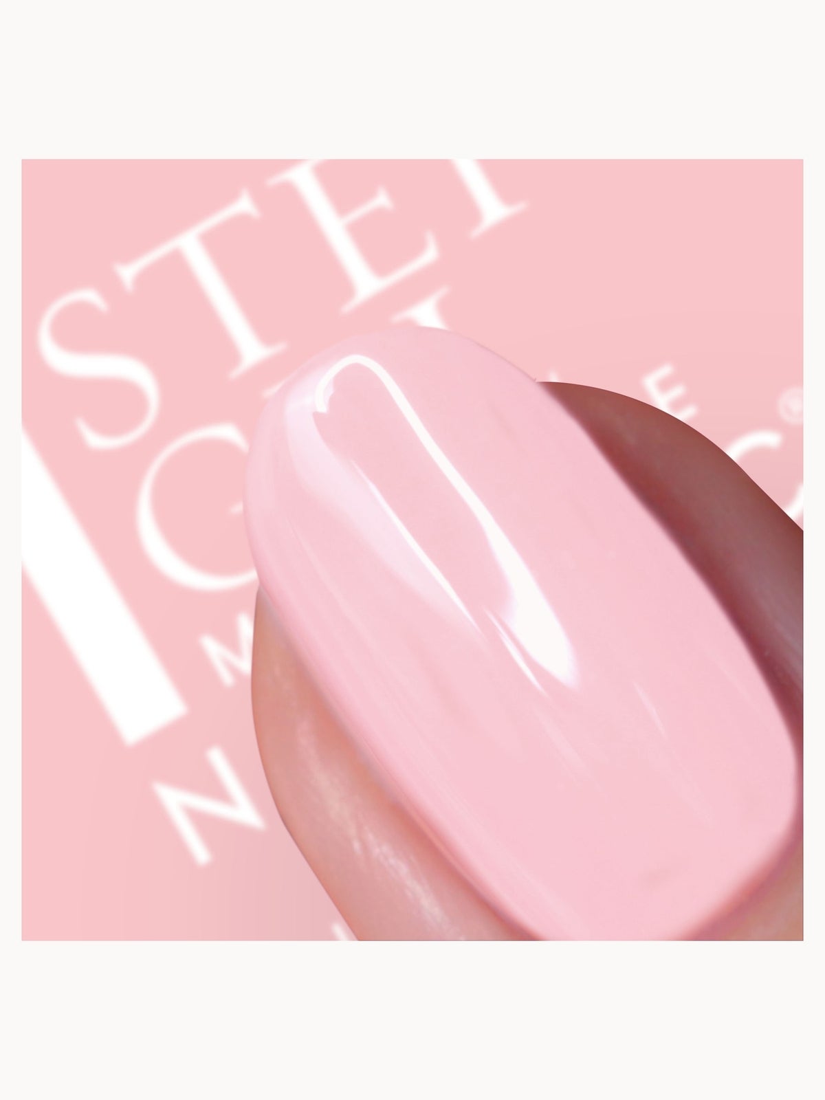 nails inc. Topless Sabrina 14ml 3