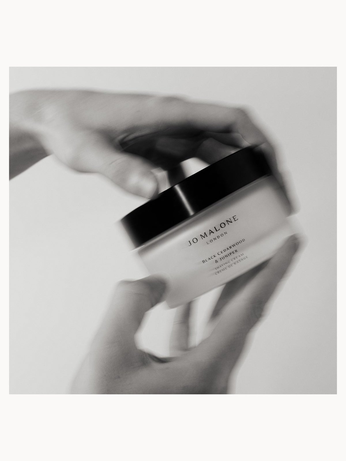 Jo Malone London Black Cedarwood & Juniper Shaving Cream 200ml 2