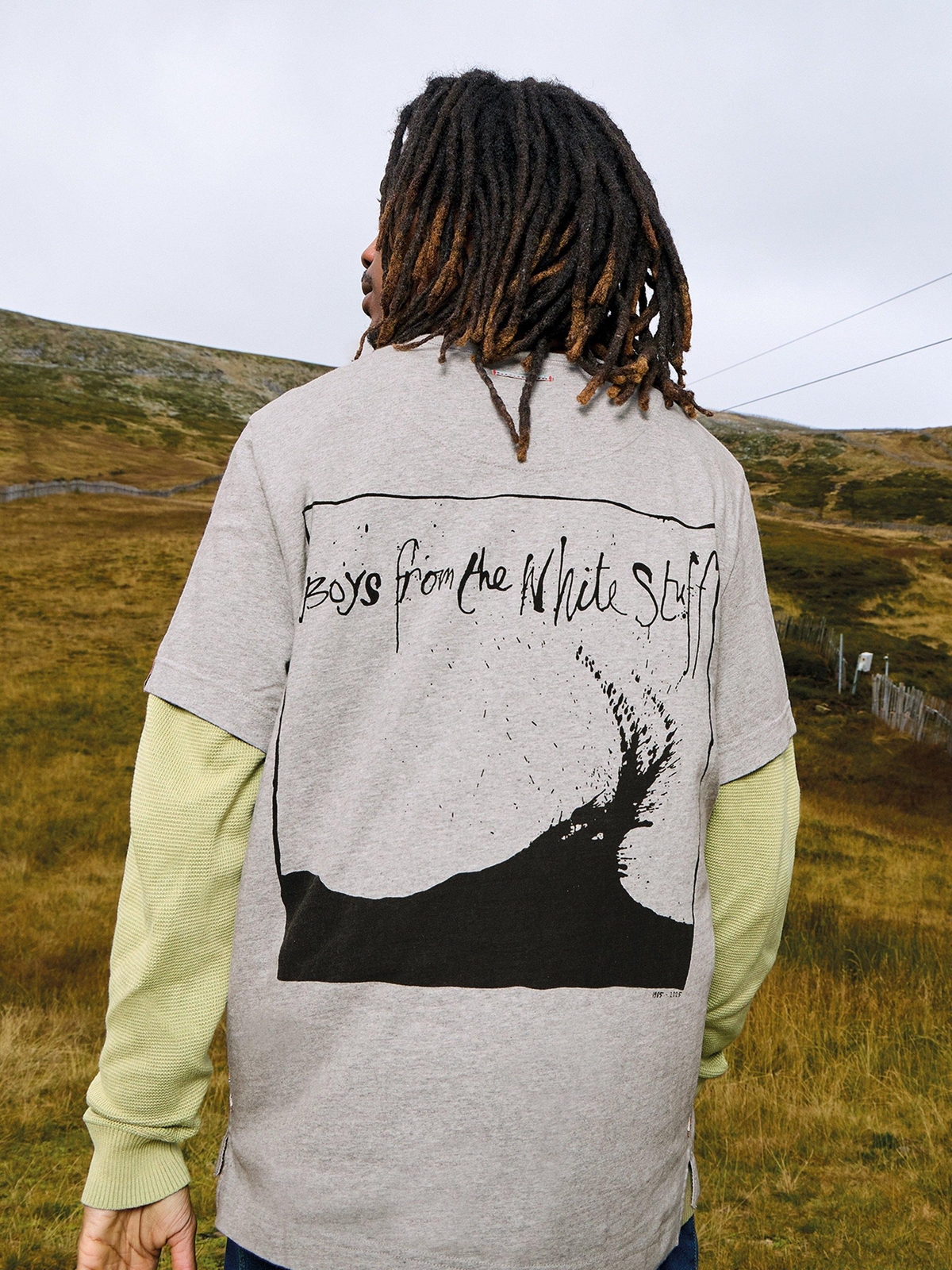 T-Shirt mit Tasche - S