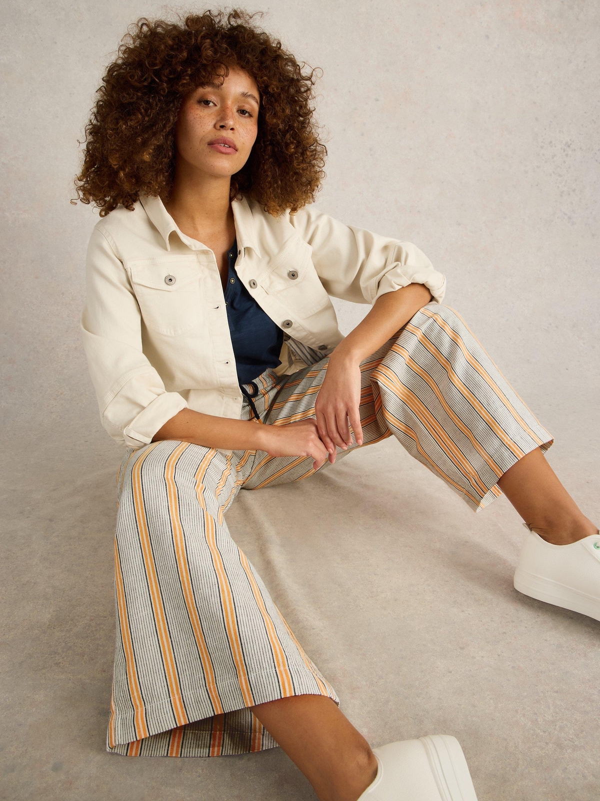 Hose Belle mit weitem Bein - 50/R