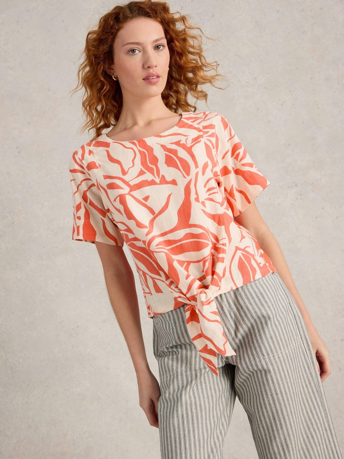 Top Sara mit Bindesaum - 48