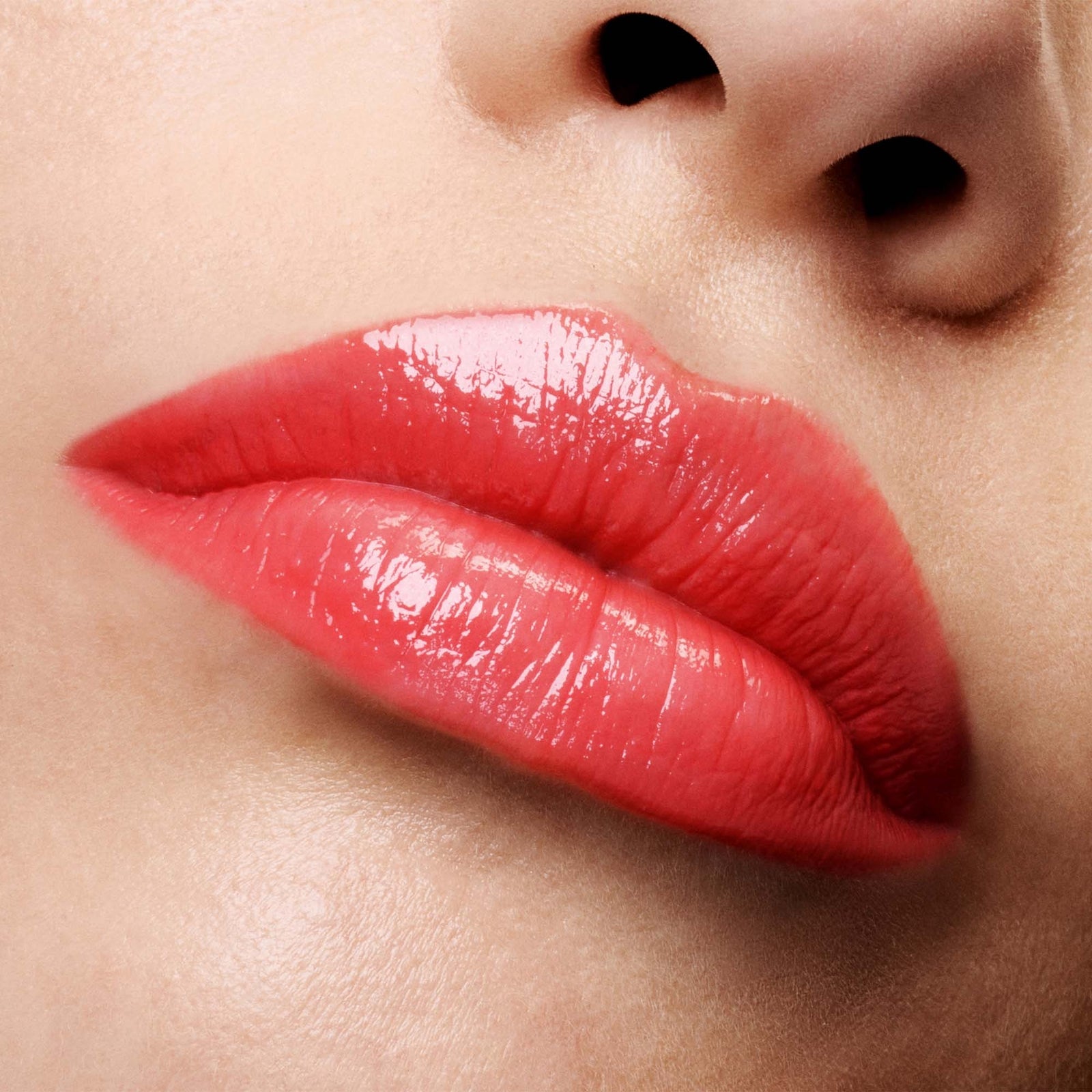 TOM FORD Soleil Lip Balm (Various Shades) - Escapist 4