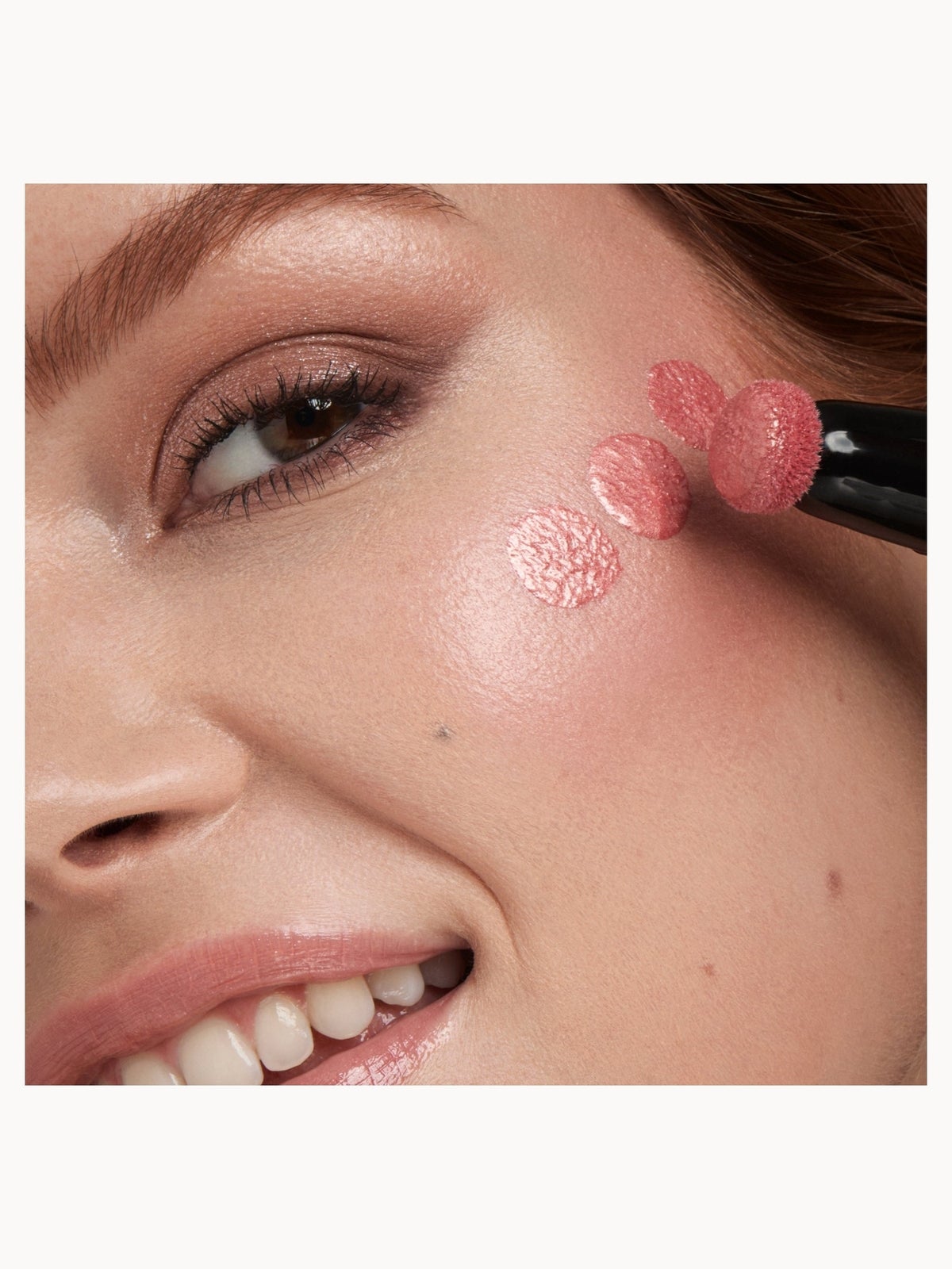 KIKO Milano Plush Blush 14ml (Various Shades) - 02 Crystal Coral 3