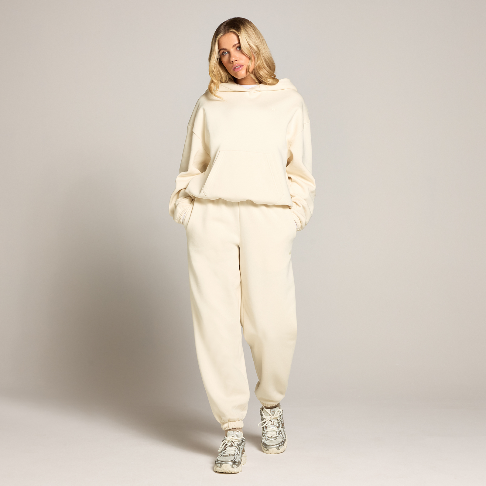 Thumbnail - MP X Tatiana Ultra Oversized-Jogginghose – Cremig Weiß - XXL