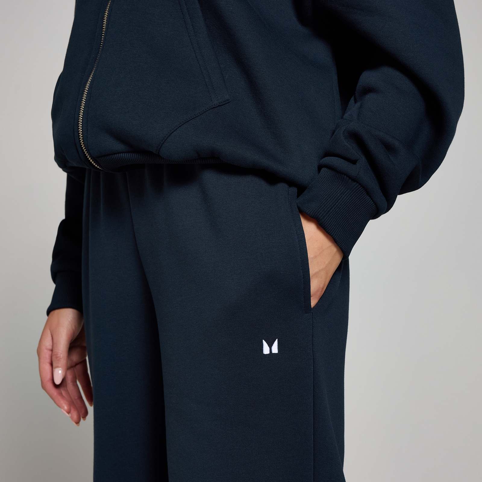 Thumbnail - MP Damen Basics Jogginghose mit geradem Bein – Dunkles Saphirblau - M