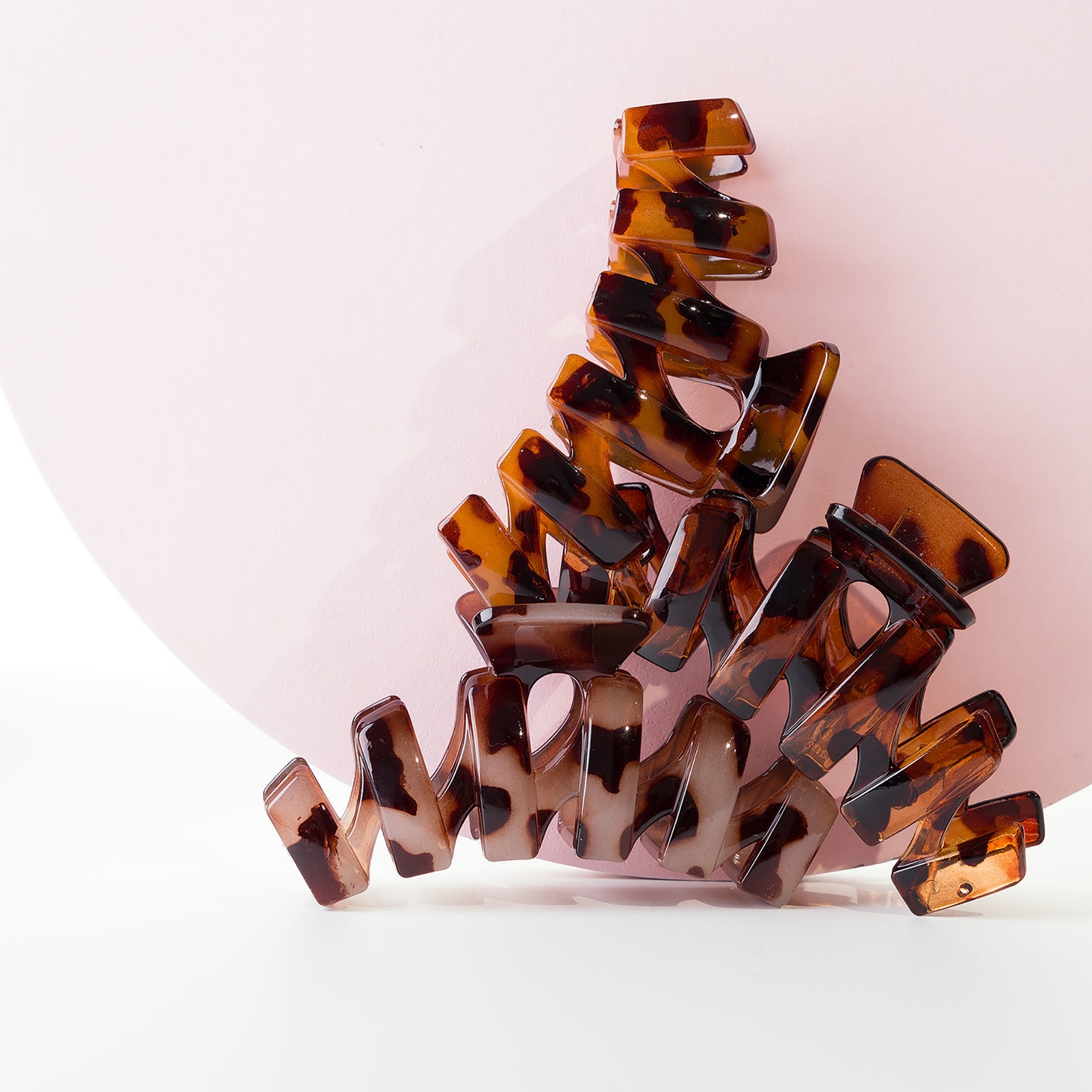 Thumbnail - brushworks Tortoiseshell Claw Clips - 3 Pack