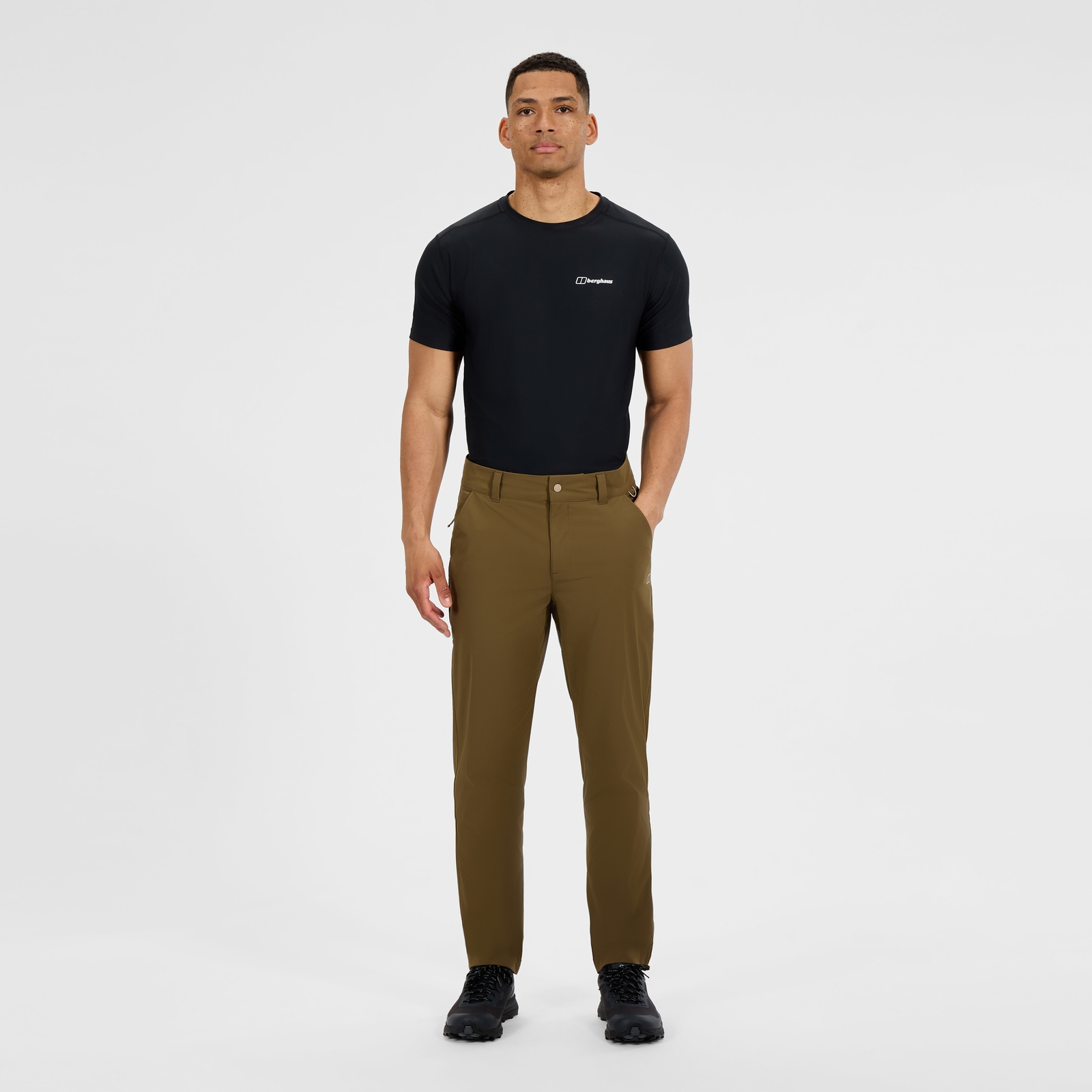 Image of Men's Everyday Straight Pant - Brown