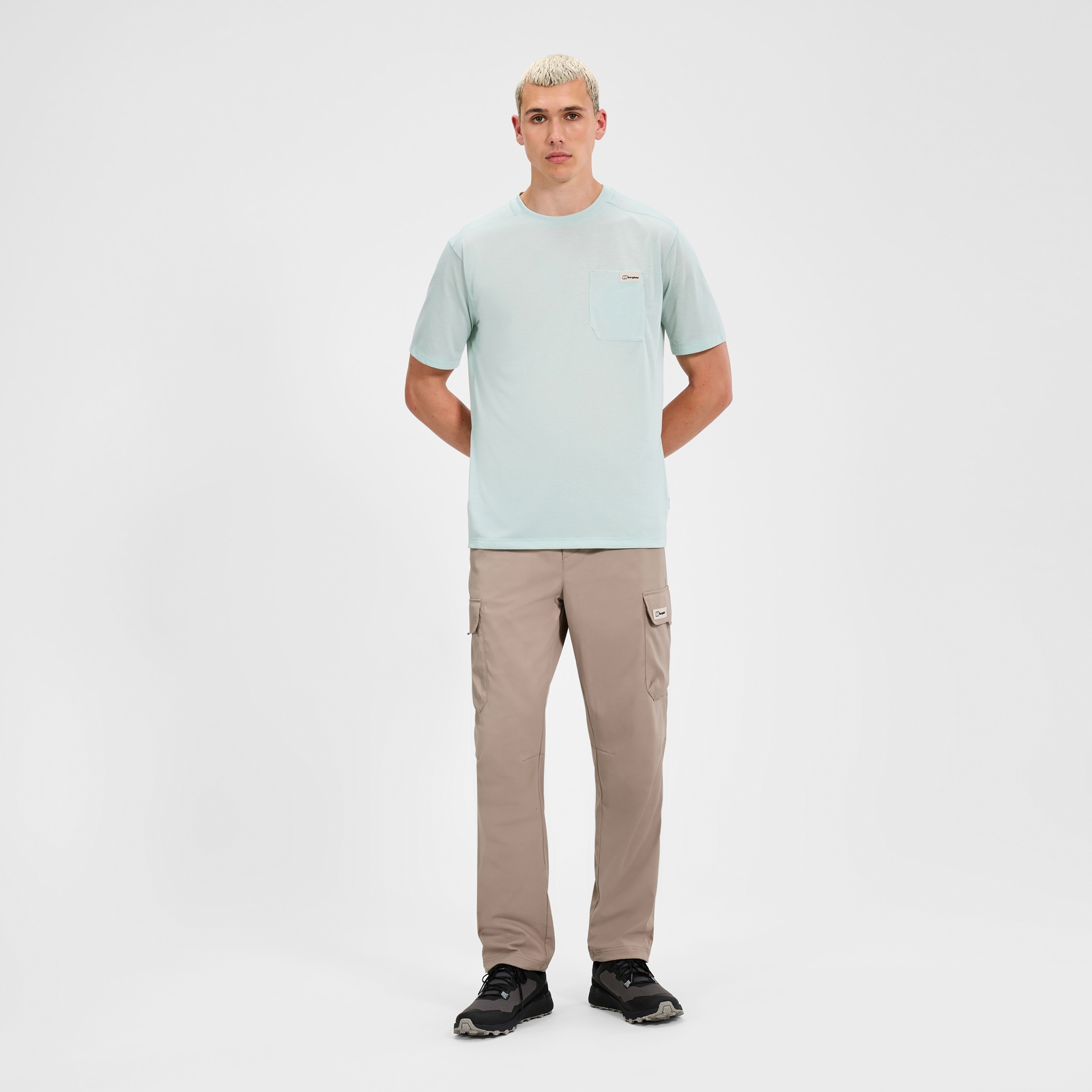 Image of Men's Relaxed Short Sleeves Tech Tee - Green