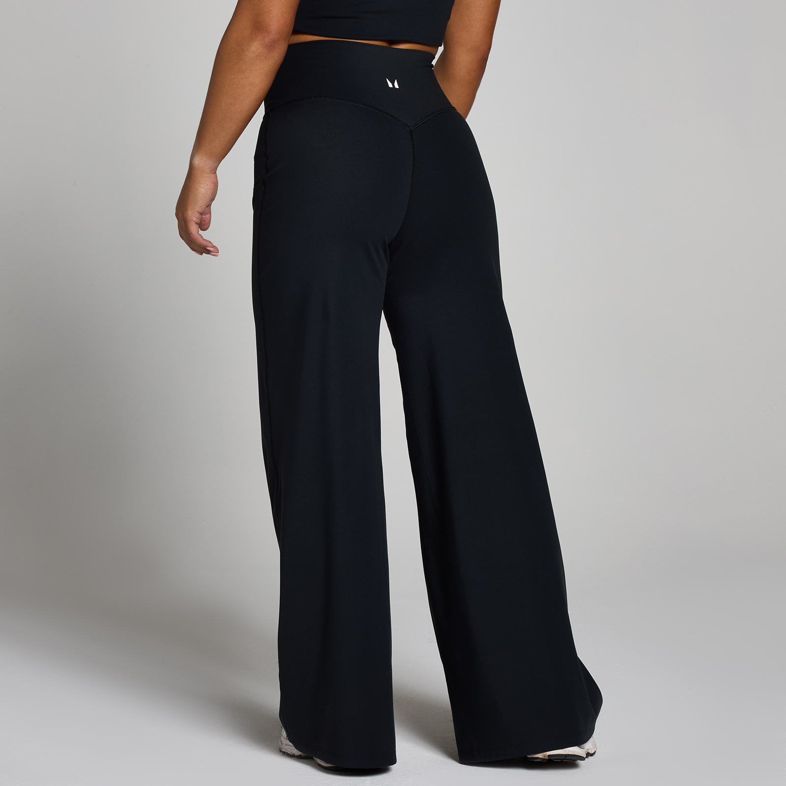 5059883406800 - MP Womens Petite Tempo Wide Leg Leggings - Black - XL 5059883406800 - MP Womens Petite Tempo Wide Leg Leggings - Black - XL