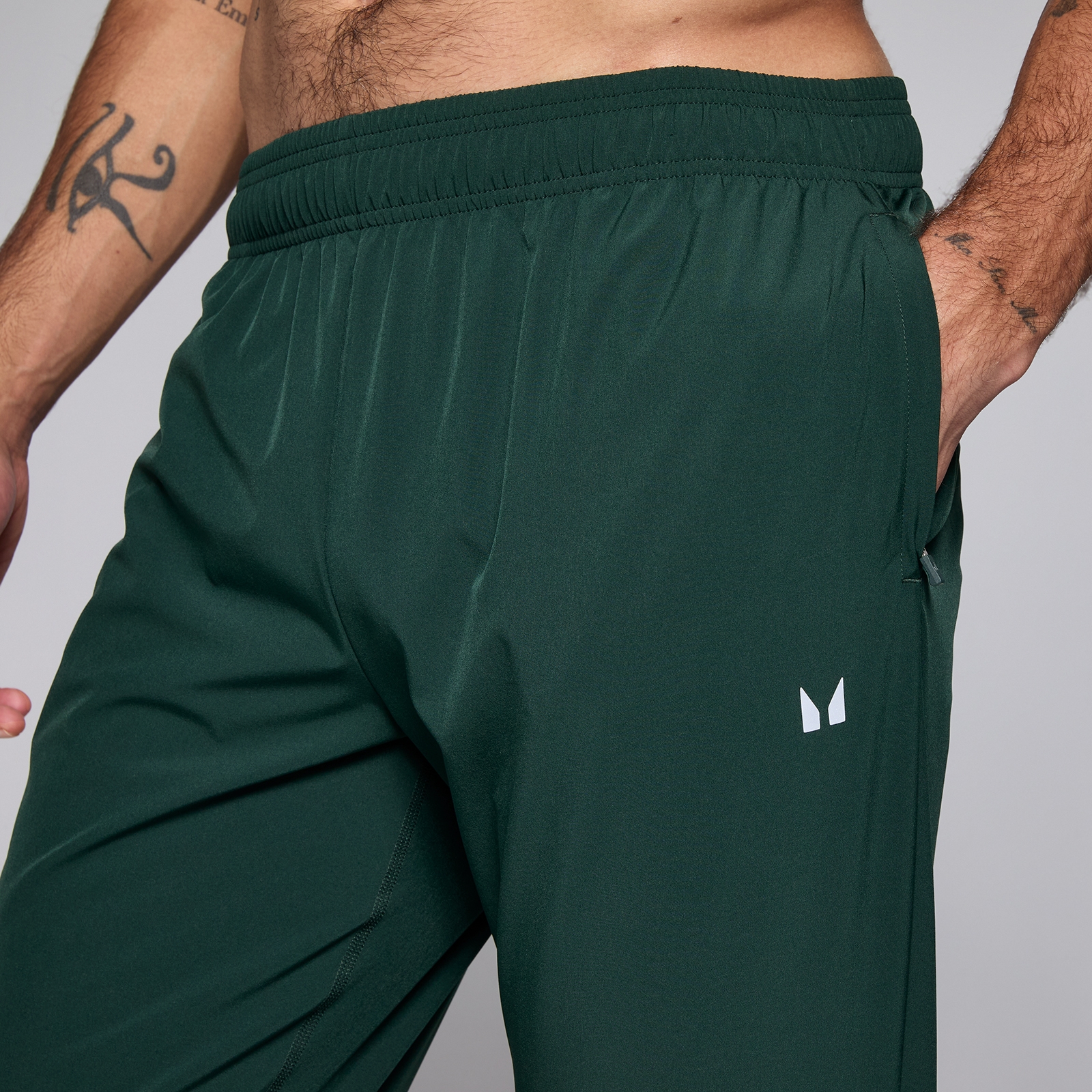 Thumbnail - MP Herren Training Gewebte Jogginghose – Dunkles Smaragdgrün - M
