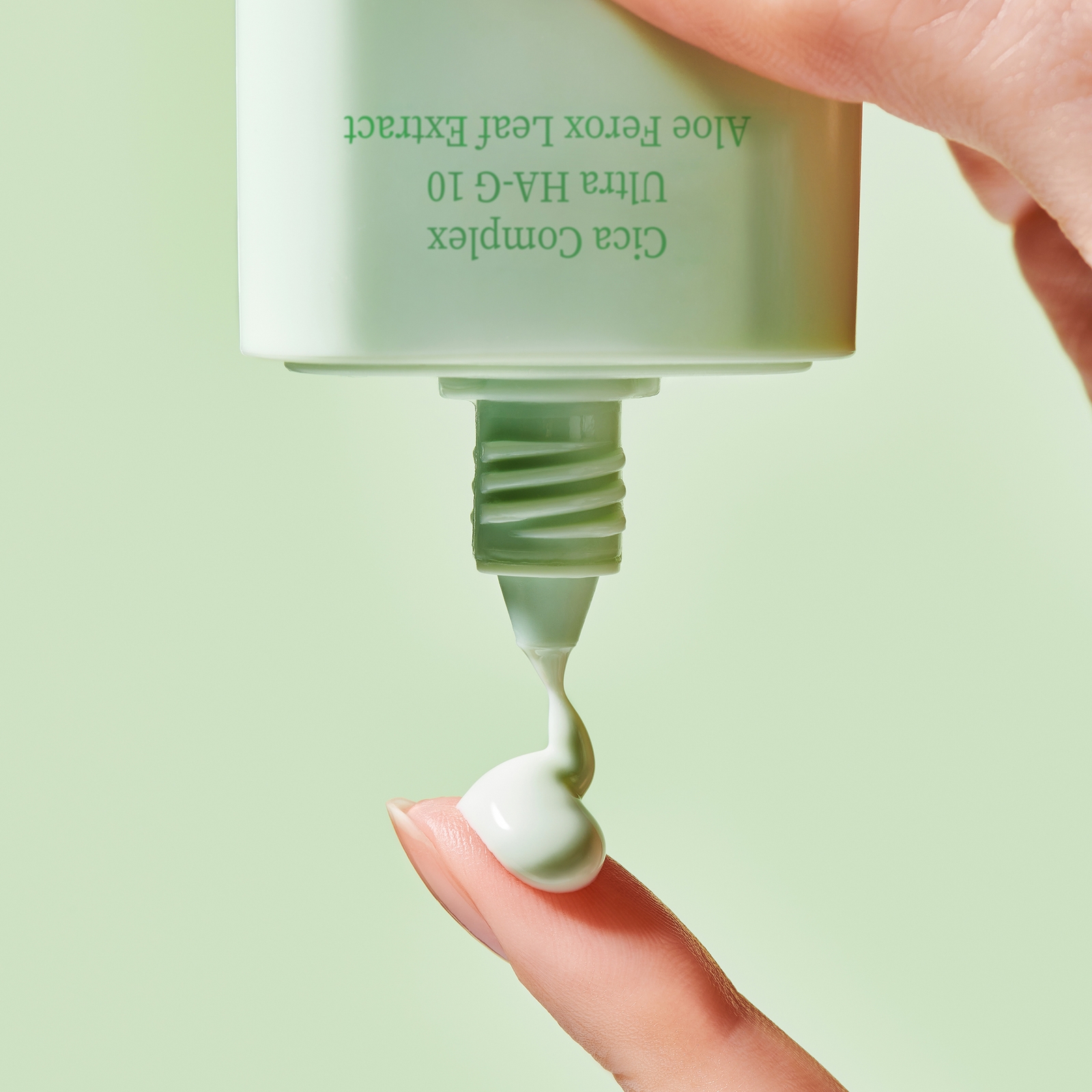 Thumbnail - TOCOBO Cica Calming Sun Serum SPF50+ Pa++++ 50ml