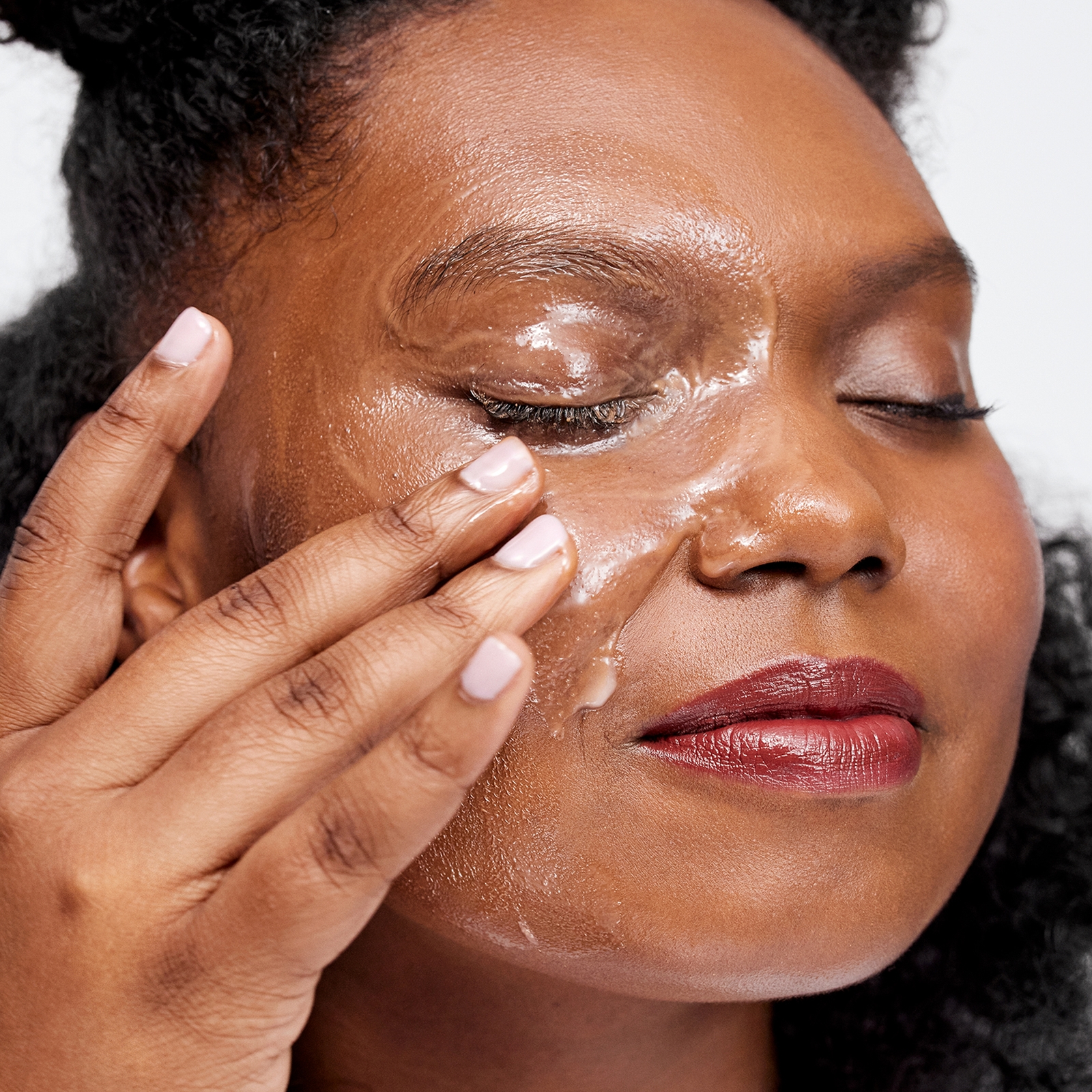 Thumbnail - Clinique Eye Essentials: High Impact Lashes Mascara Gift Set