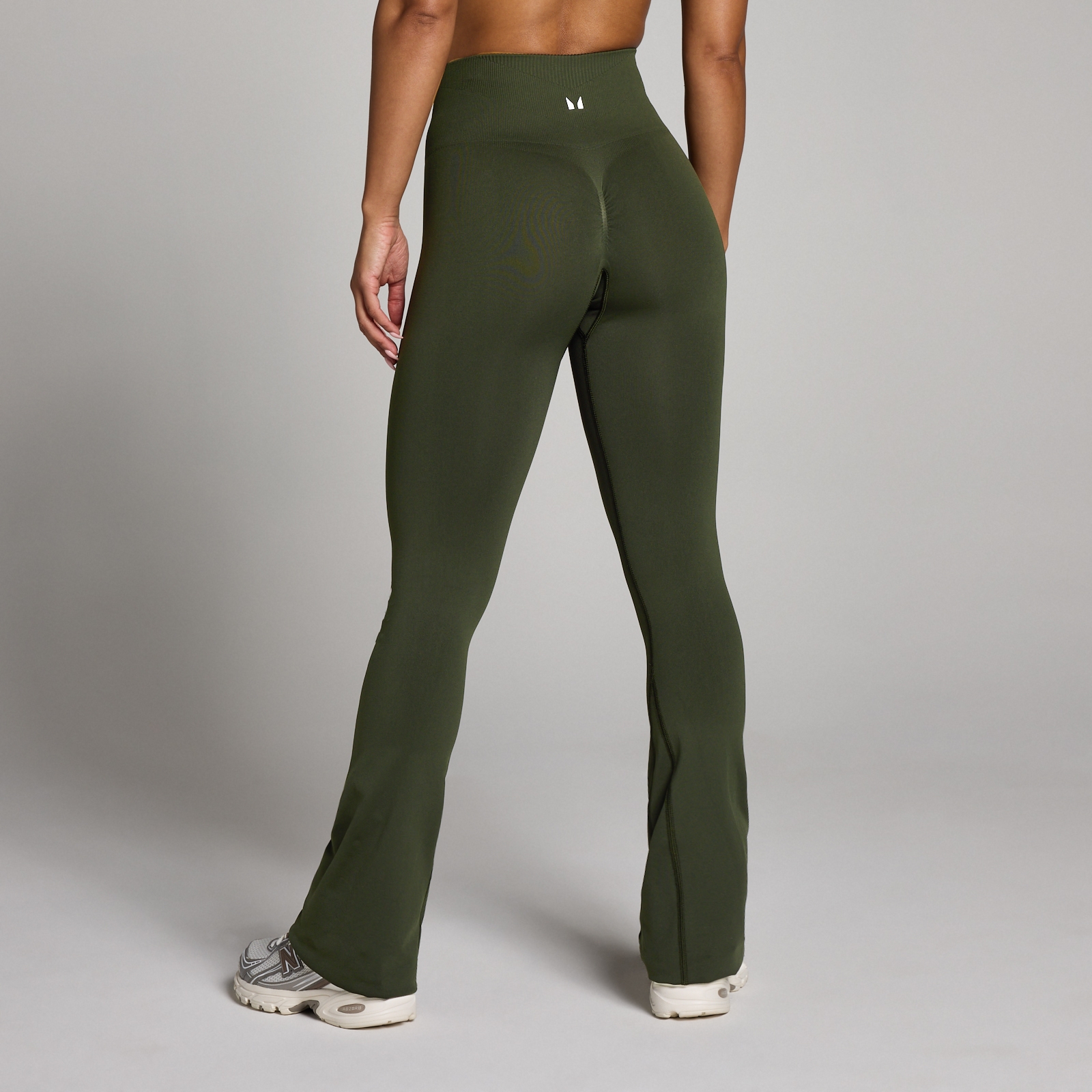MP Damen Tempo Nahtlos Flared Leggings - Waldgrün - XS