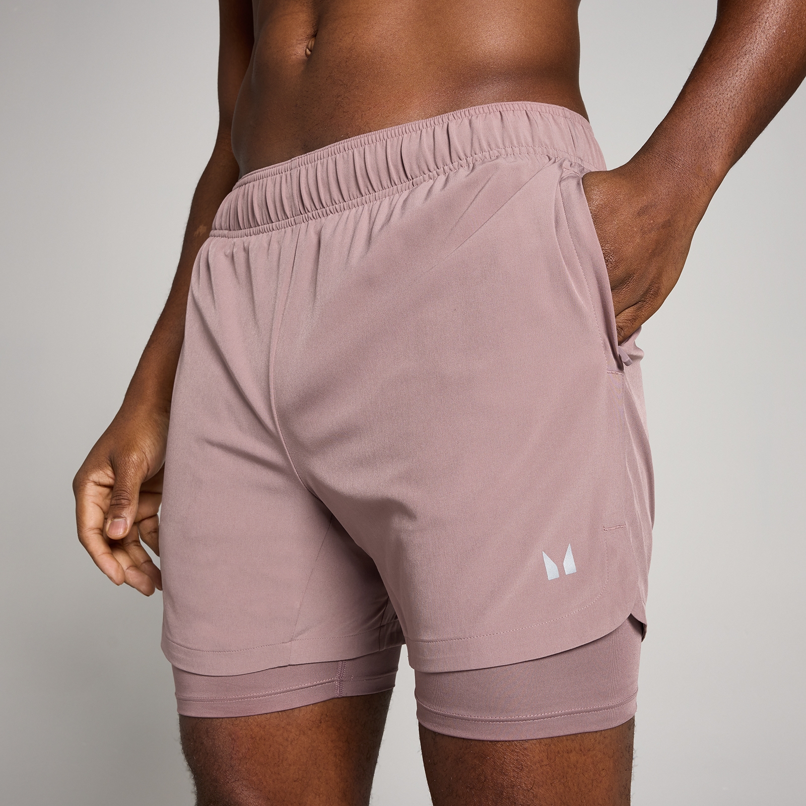 Thumbnail - MP Herren Training 5  2-in-1 Shorts - Mauve - M
