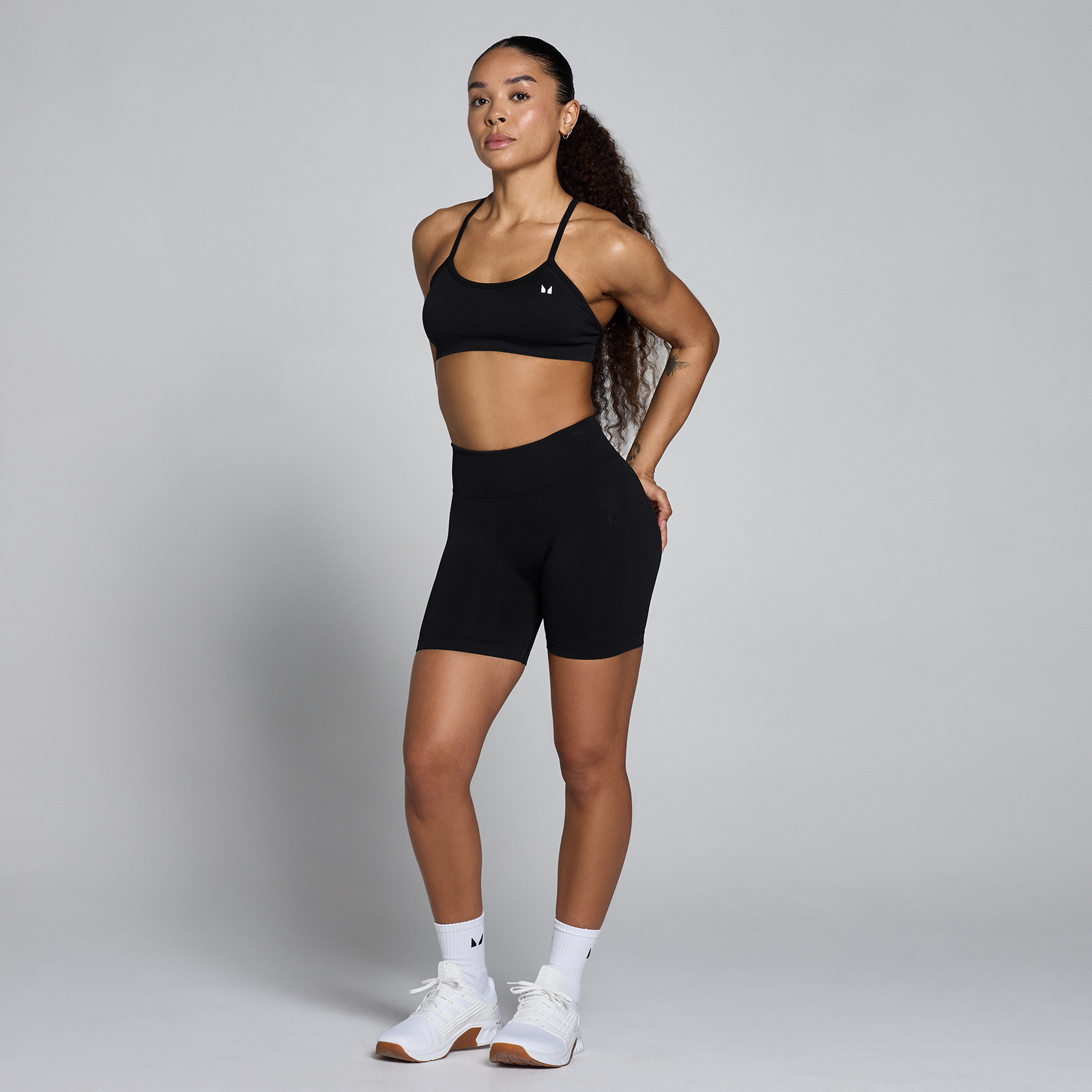 Thumbnail - MP Damen Lift Nahtlose Scrunch-Shorts - Schwarz - L