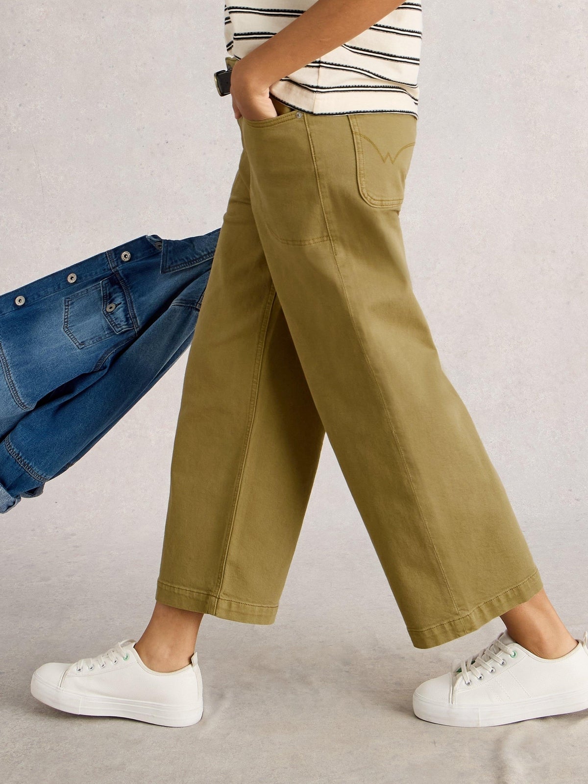 7/8-Jeans Tia mit weitem Bein - 44/R
