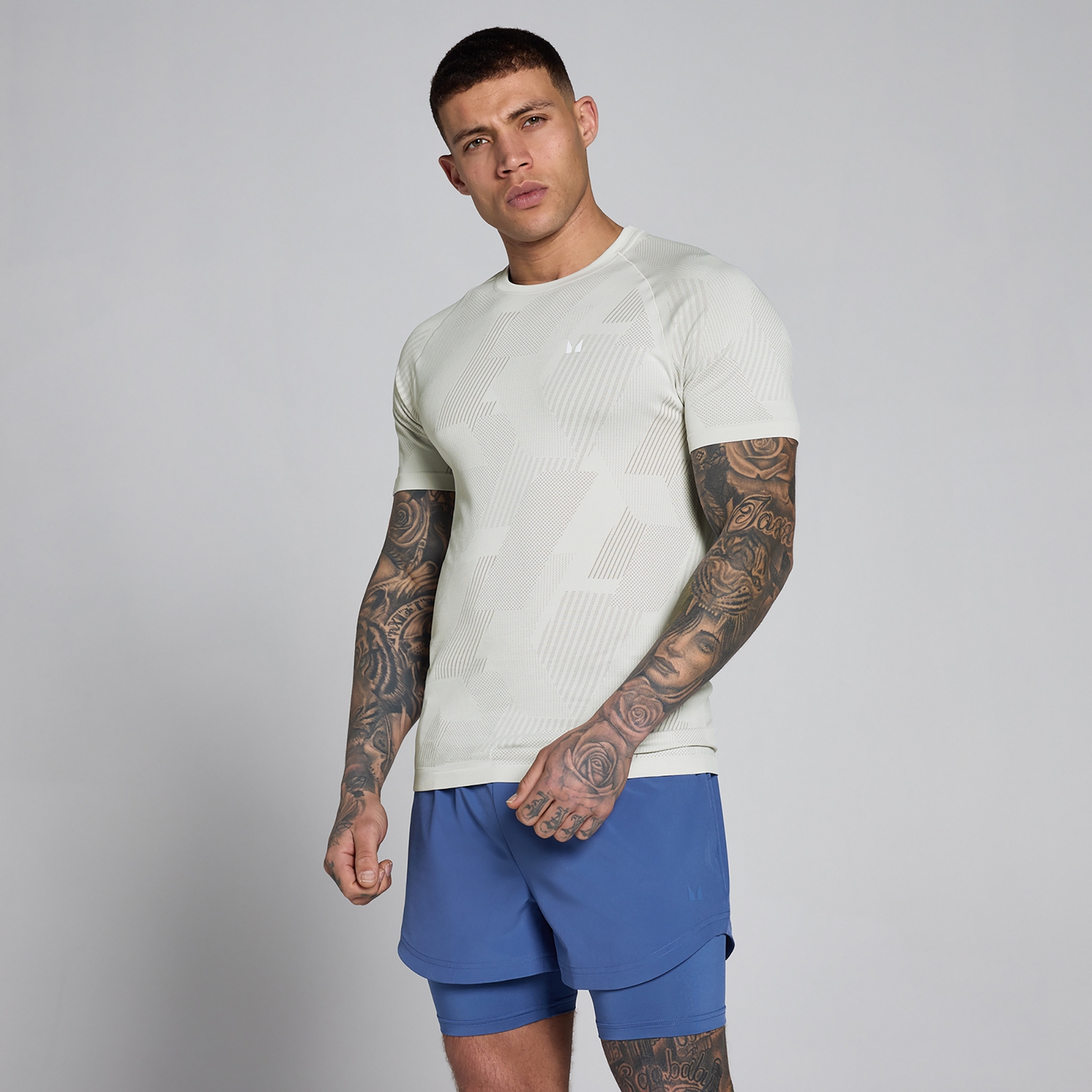 Myprotein UK MyProtein MP Men's Tempo Pillar Graphic Seamless T-Shirt - Mist - L