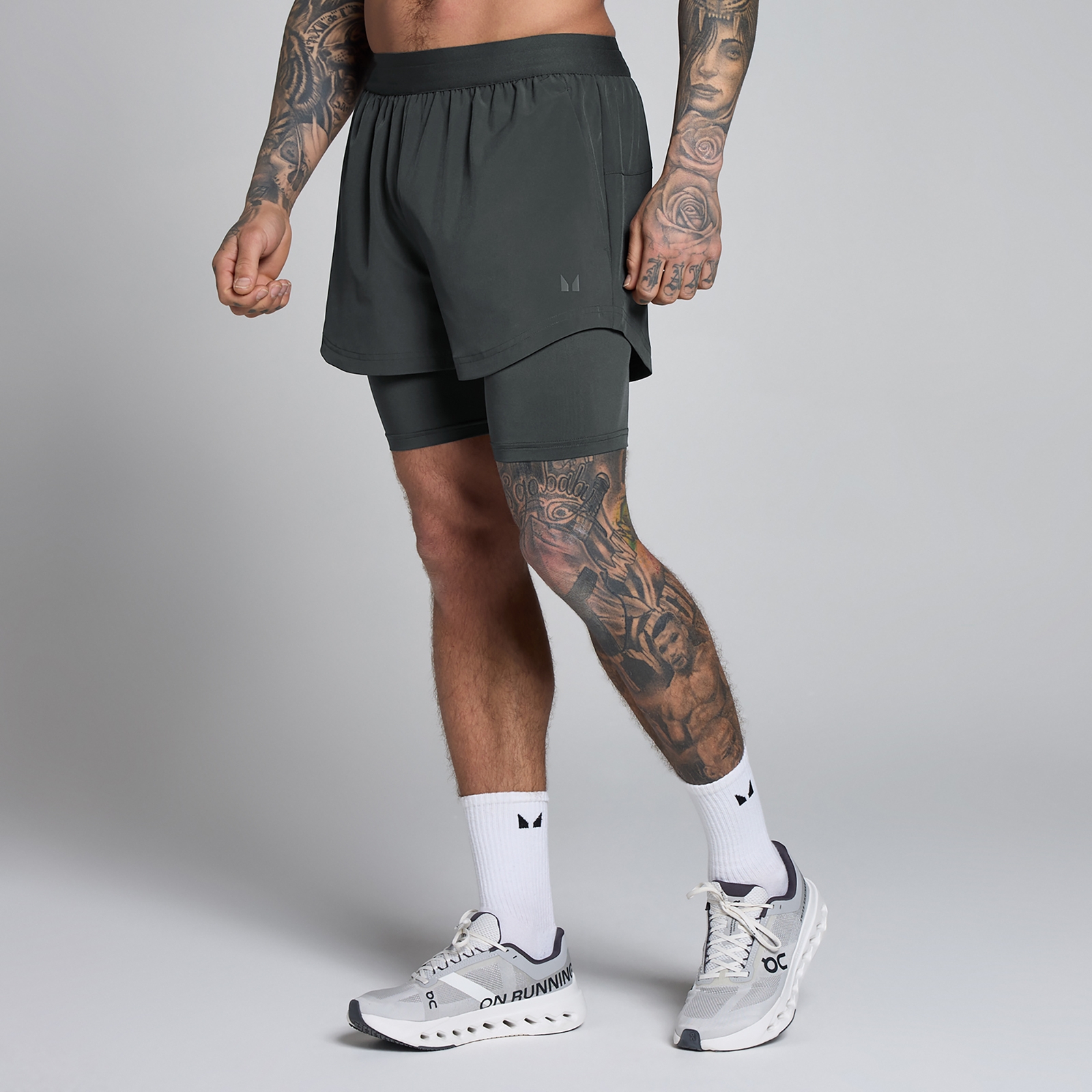 Myprotein UK MyProtein MP Men's Hybrid 5  2-in-1 Shorts - Washed Black - XS