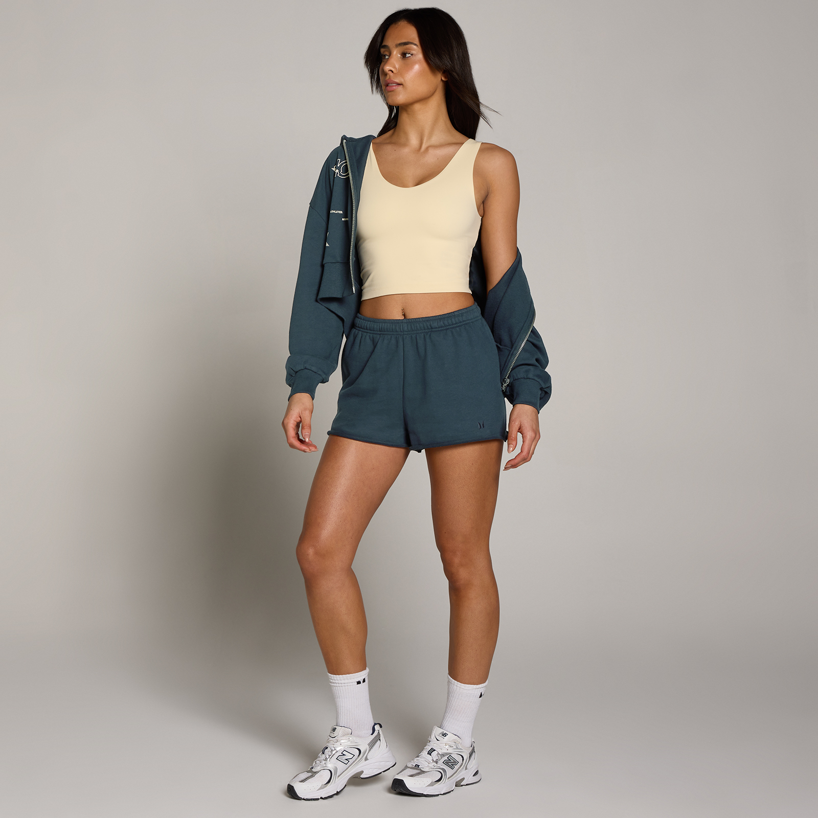 Thumbnail - MP Damen Move Club Graphic Leicht Loopback Sweatshorts - Faded Blue - S