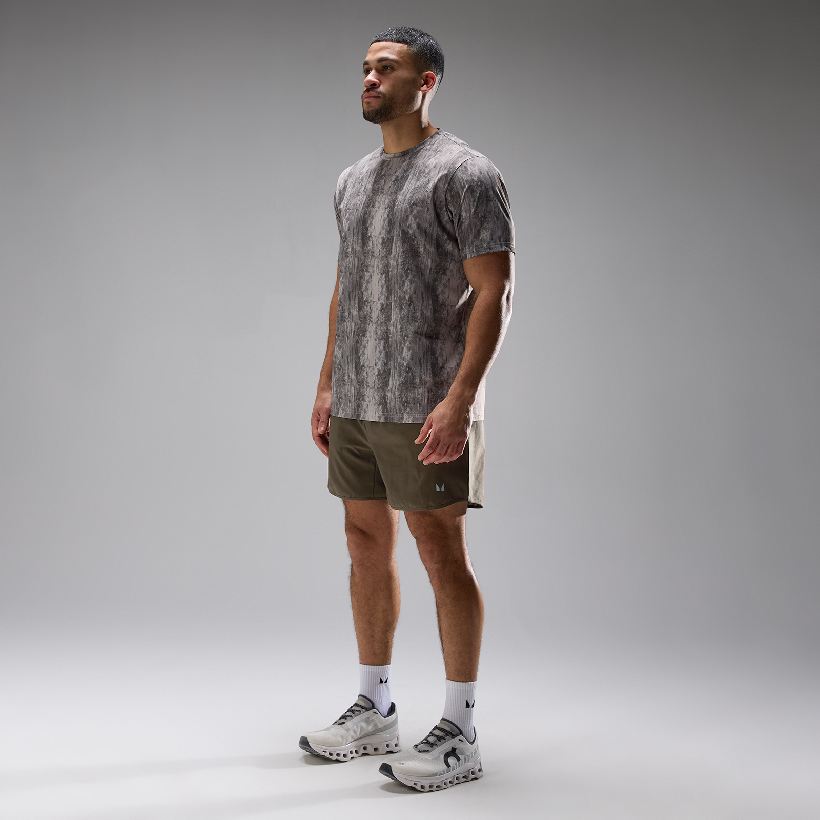 Thumbnail - MP Herren Velocity Ultra 5 2-in-1 Mesh Short - Earth - XS