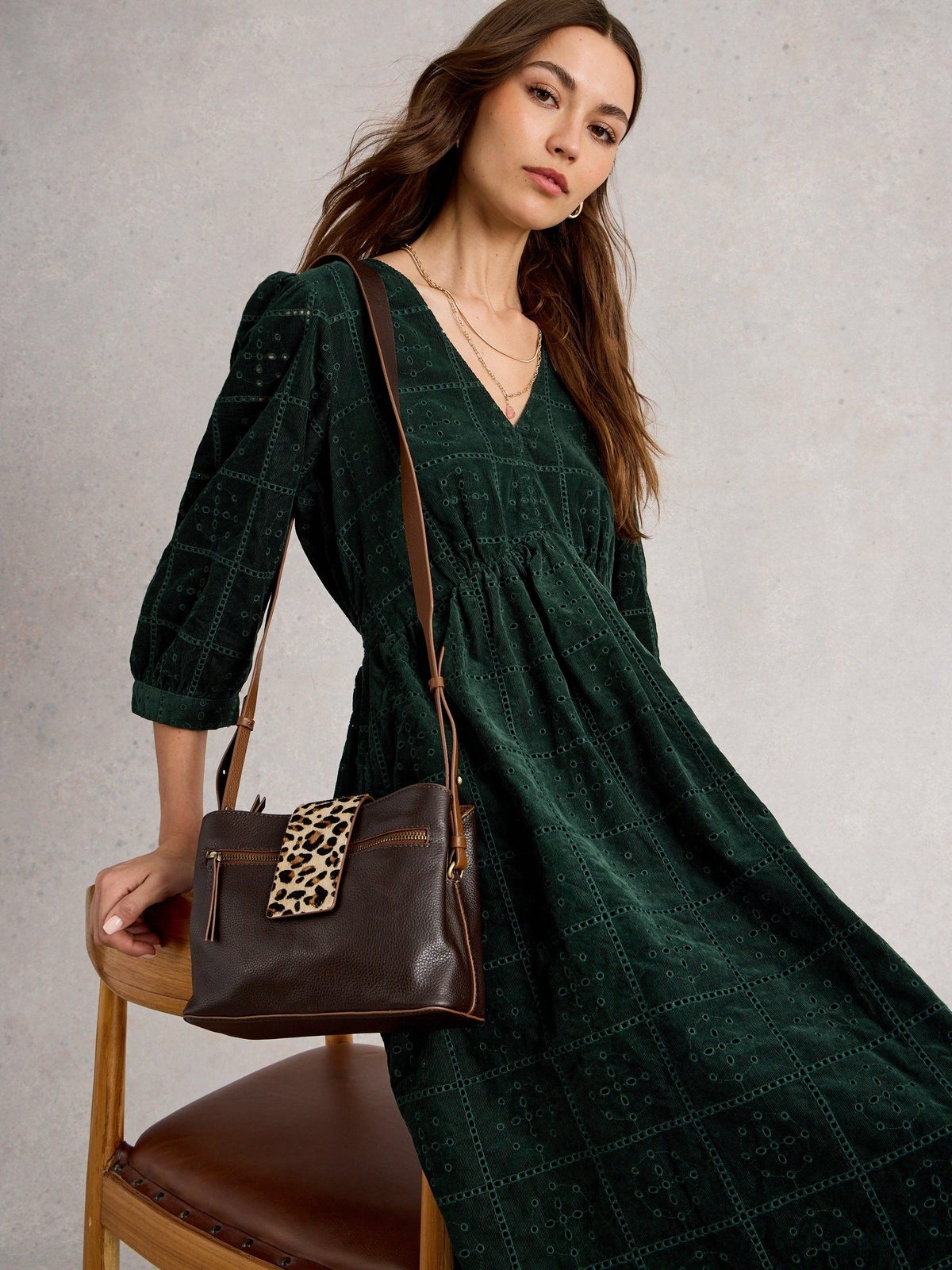 Besticktes Kordkleid Lucy - 34/R