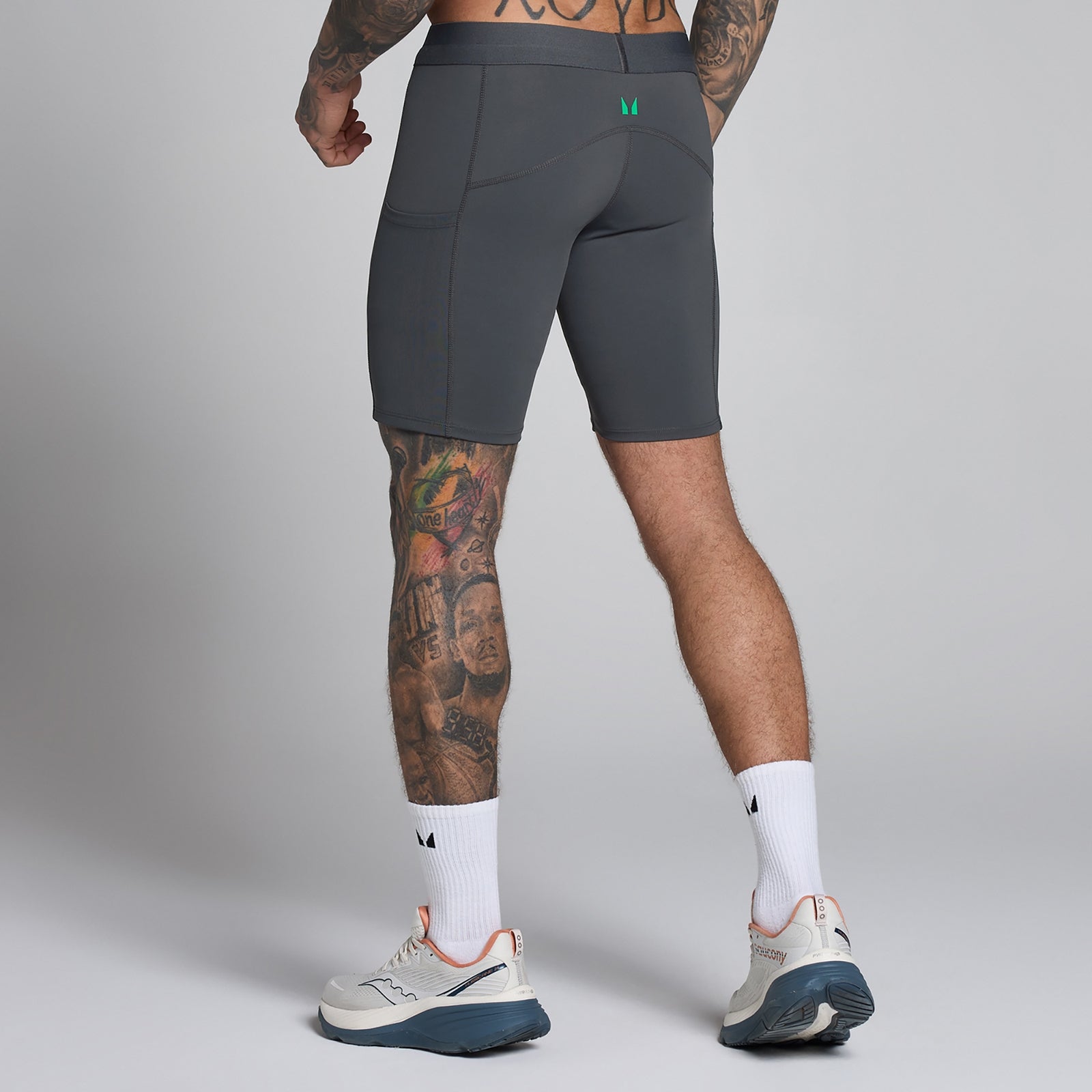 MP Herren Hybrid Pocket Half Tight – Dunkelgrau/Grün - XXL — Bild 3