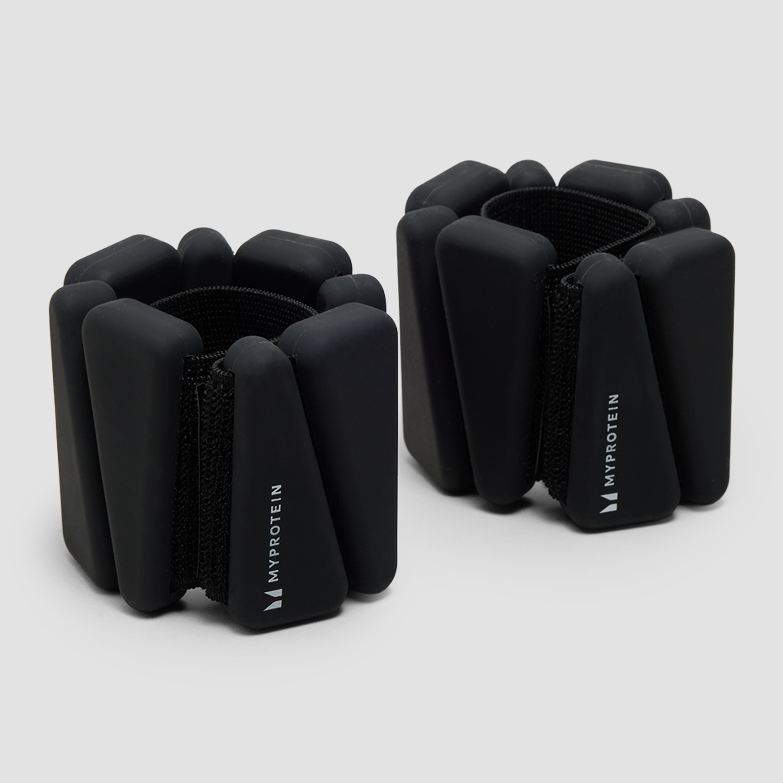 5059883516714 - Myprotein Silikon-Knöchel- Handgelenkgewichte mit Tasche (2 lbs) - Schwarz