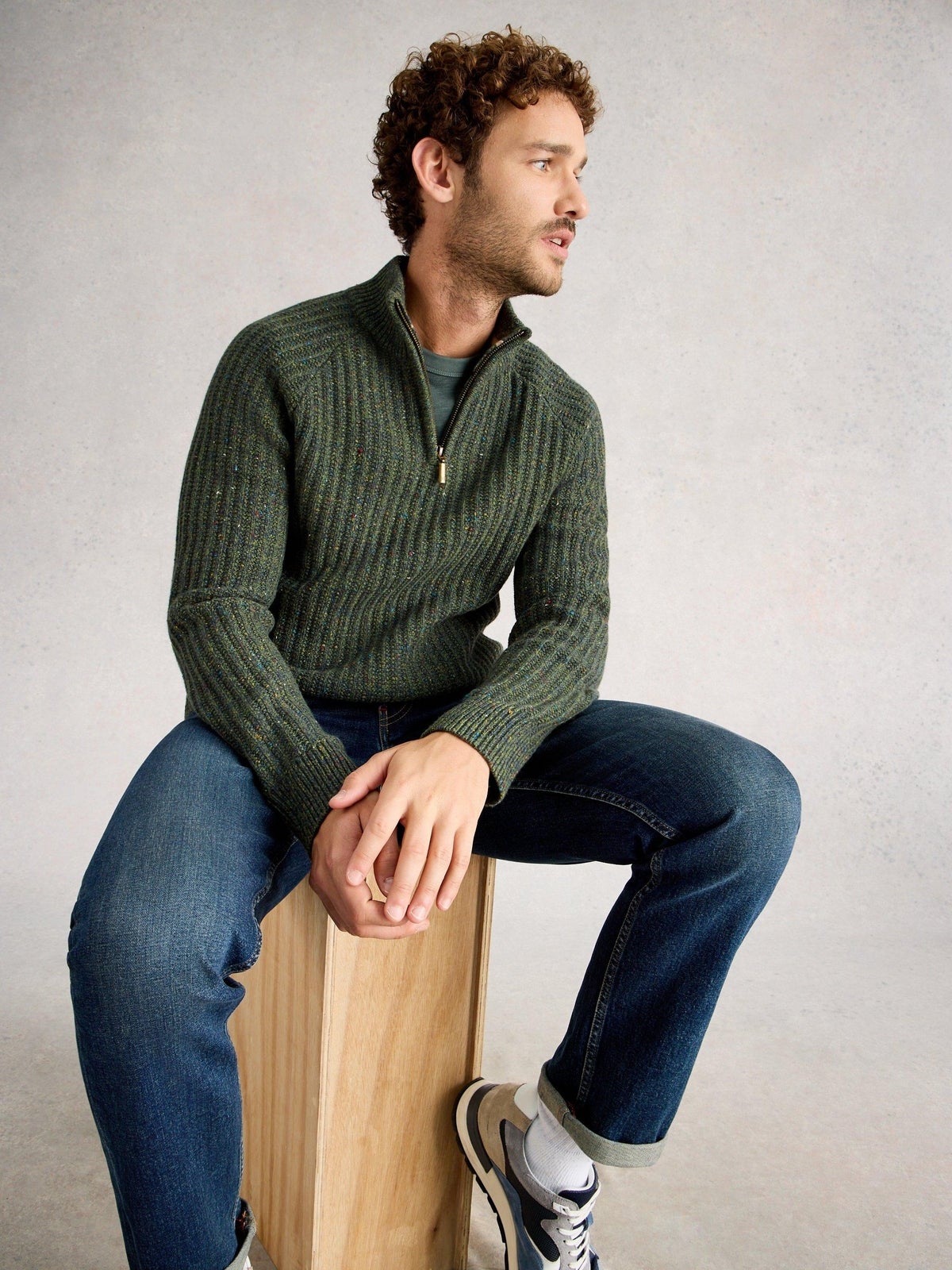 Pullover mit Trichterkragen - XL
