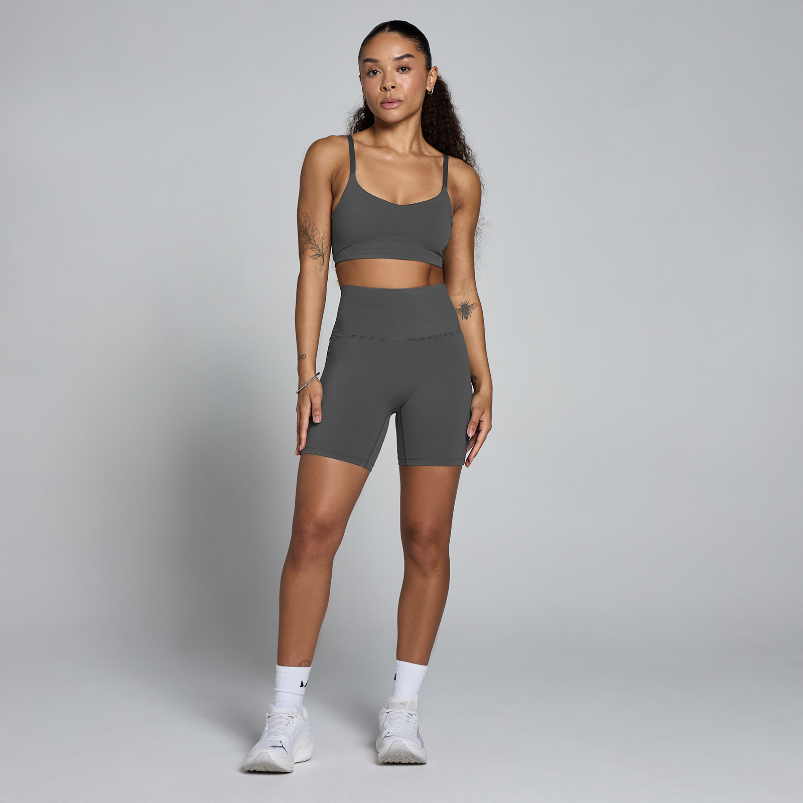 Thumbnail - MP Damen Tempo High Waisted Shorts - Dunkelgrau - XS