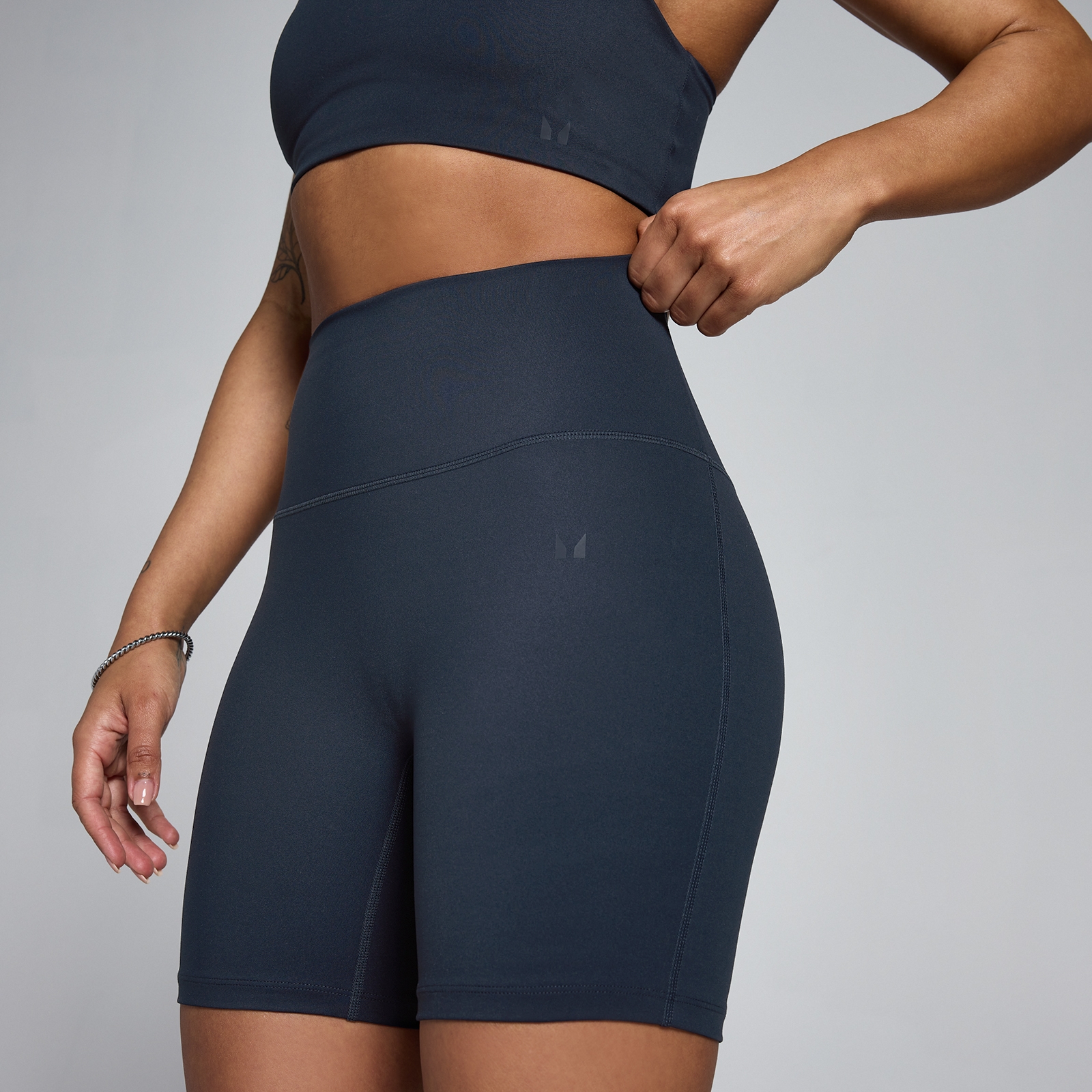 Thumbnail - MP Damen Tempo Hoch Geschnittene Shorts - Dunkelmarineblau - M